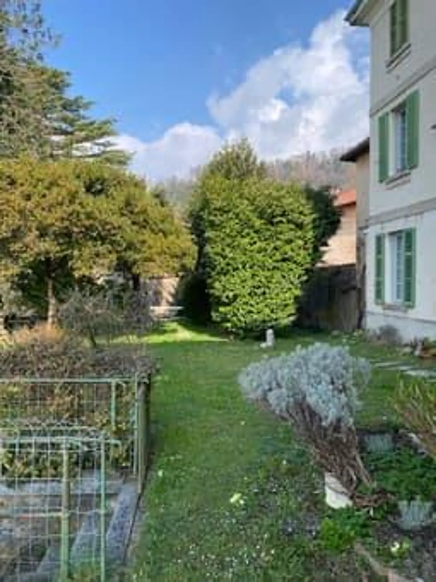 Dimora patrizia con 1.000 m² di giardino - Foto 2 von 14