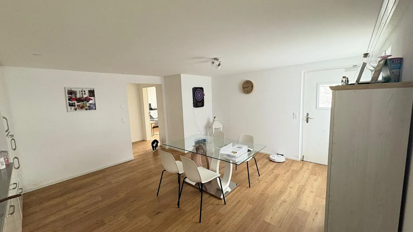 3.5 Room Apartment - Photo 2 of 6