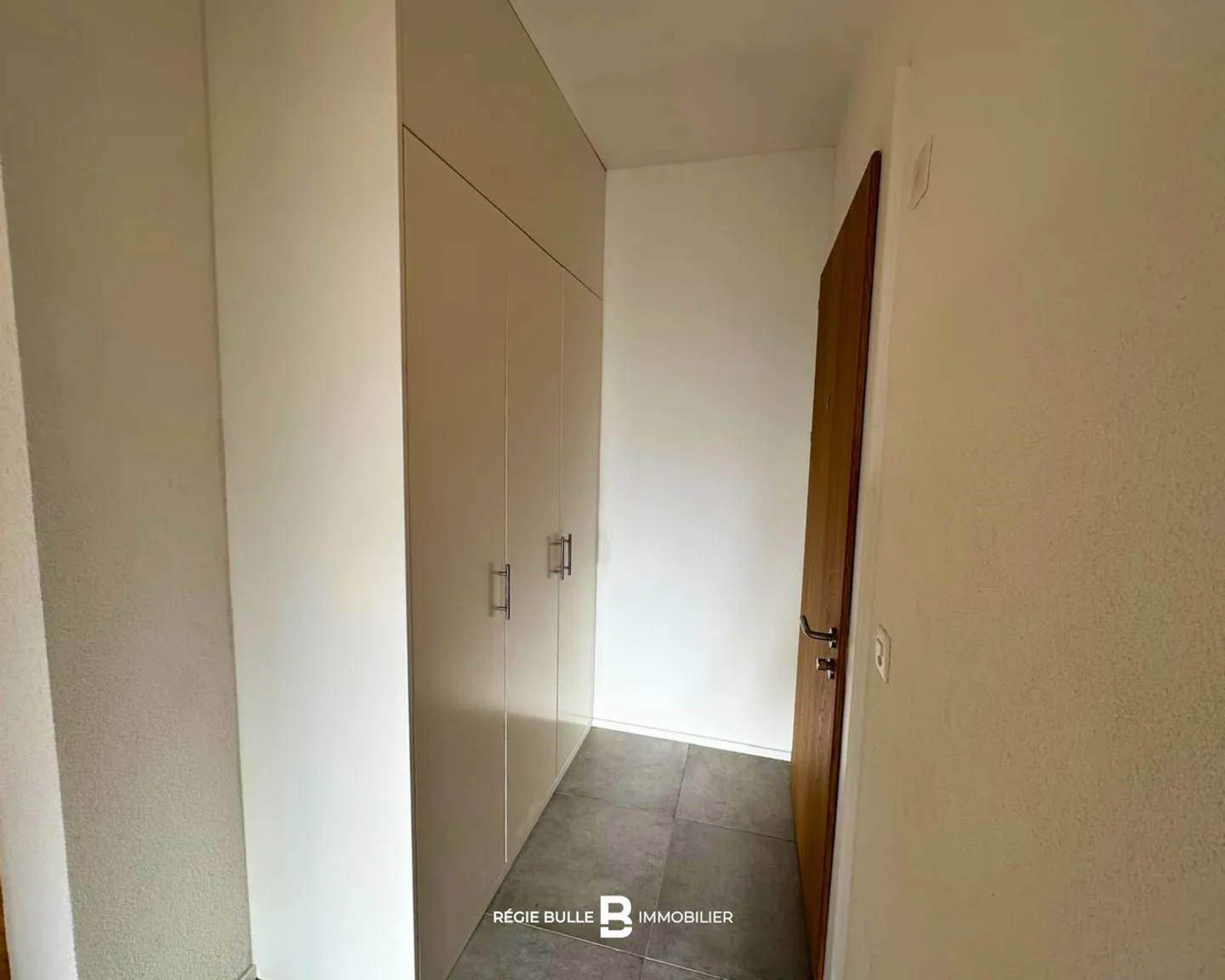 Bulle - Bell'appartamento di 2,5 locali in affitto - Foto 5 di 7