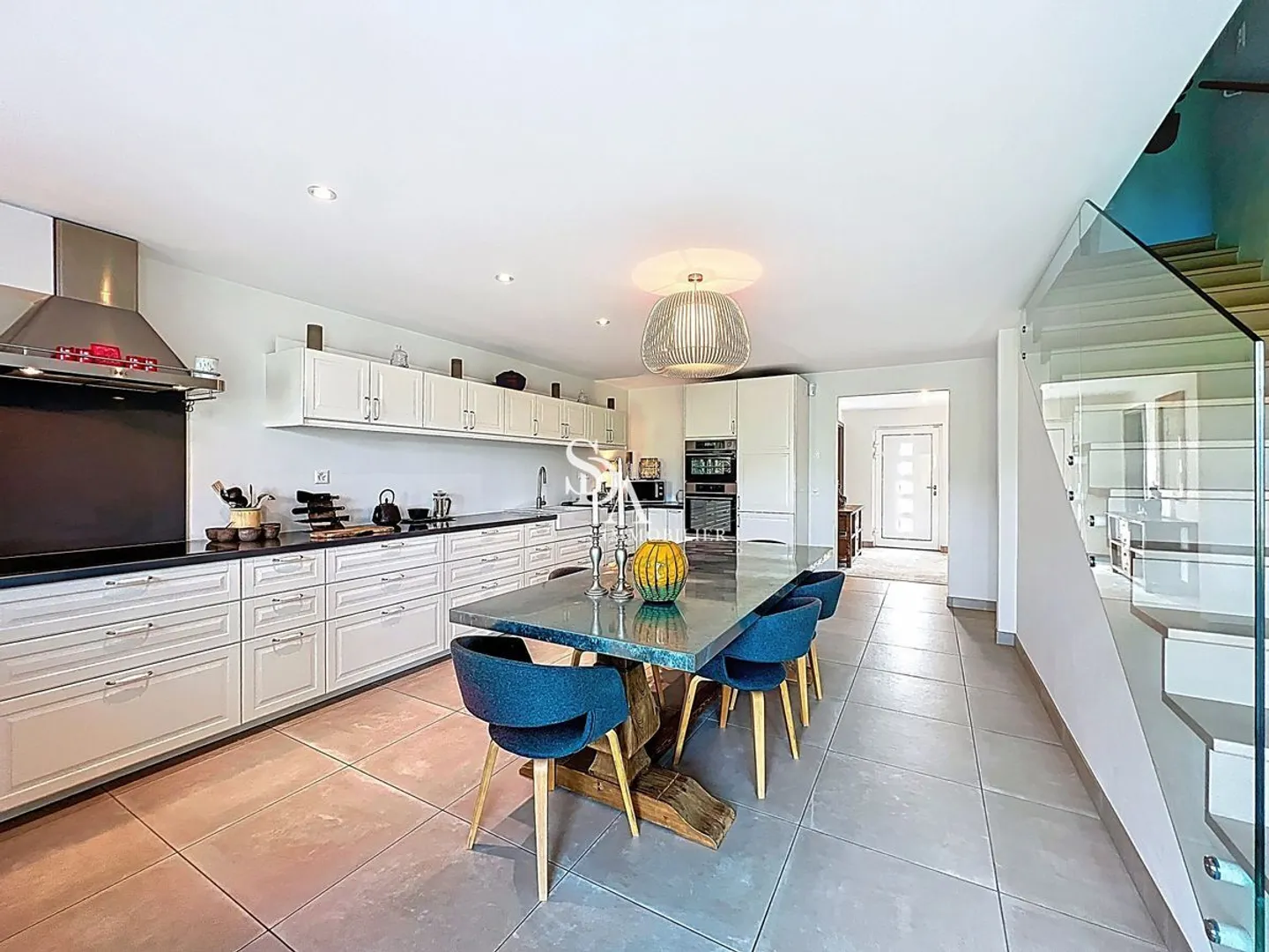 Magnifique Maison Jumelée - Photo 3 sur 13