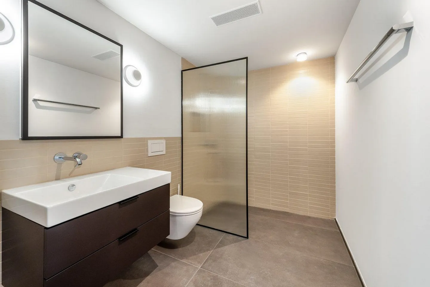 Old Town Flair & New Building Comfort: Your New Home - Photo 7 of 8