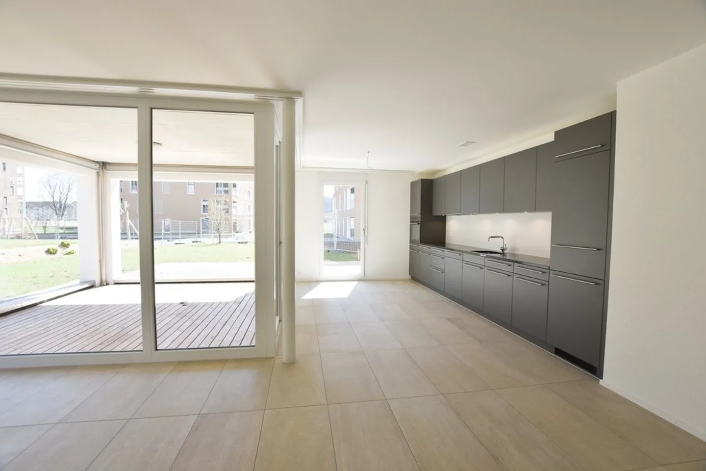 Appartamento moderno in Jardin du Paradis - Foto 3 di 12