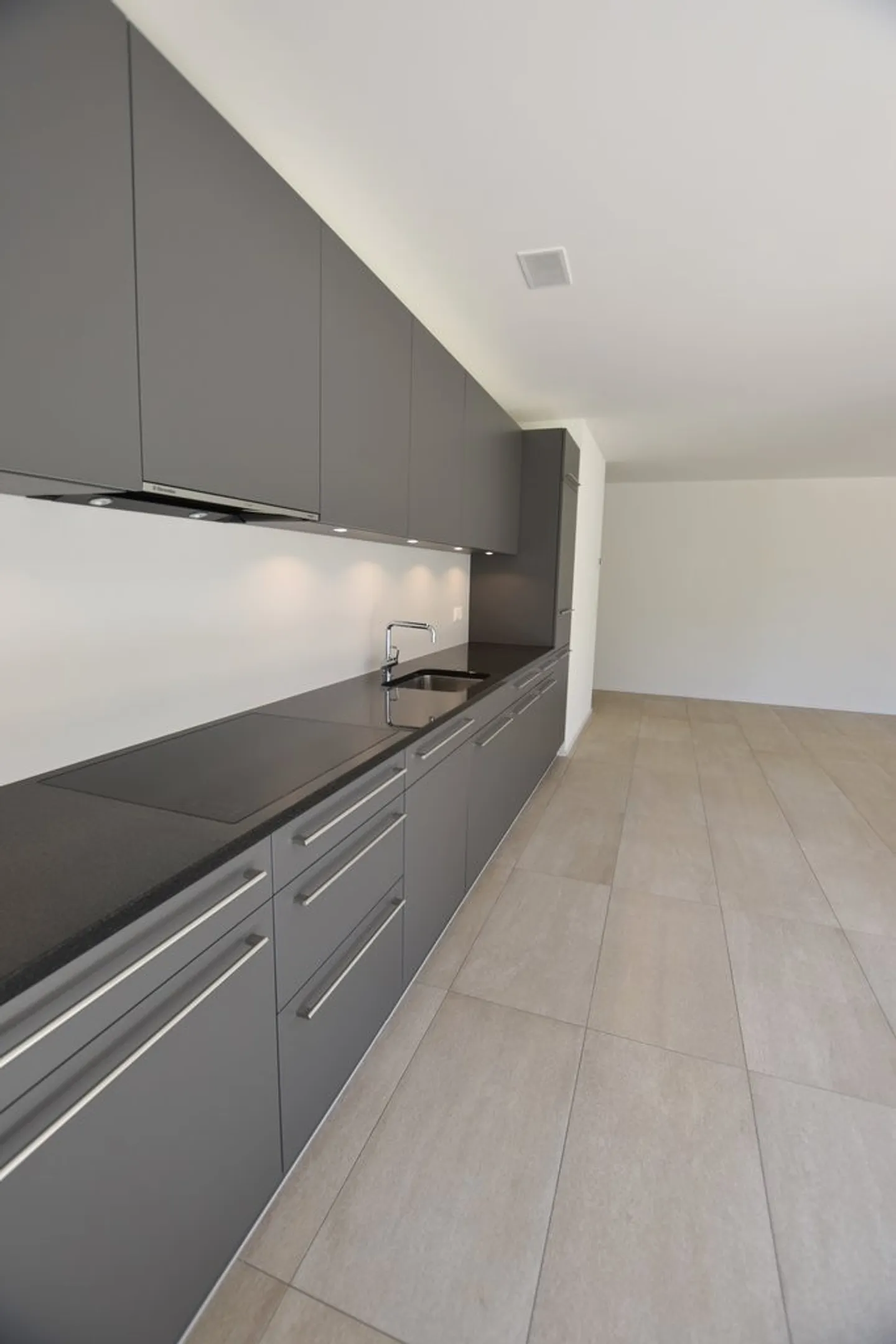 Appartamento moderno in Jardin du Paradis - Foto 5 di 12