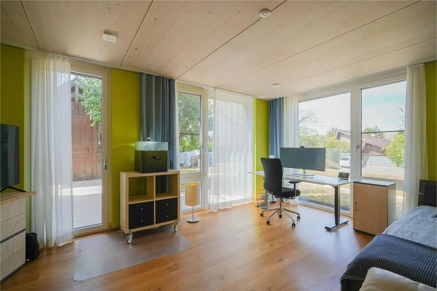 Vivre magnifiquement dans son propre parc : Maison spacieuse avec beaucoup d'intimité - Photo 6 sur 13