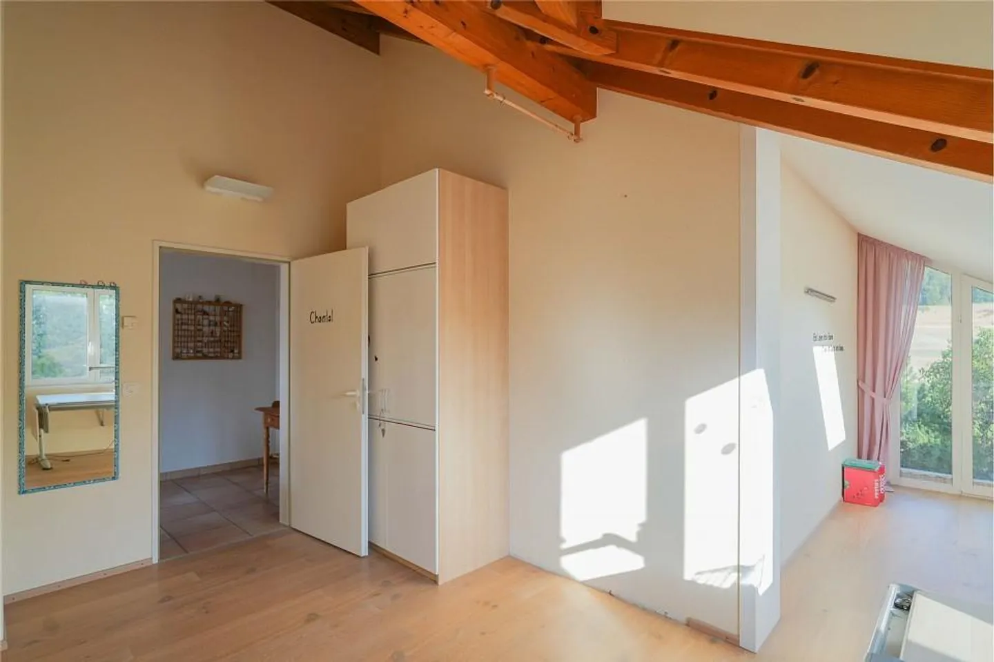 Vivre magnifiquement dans son propre parc : Maison spacieuse avec beaucoup d'intimité - Photo 13 sur 13