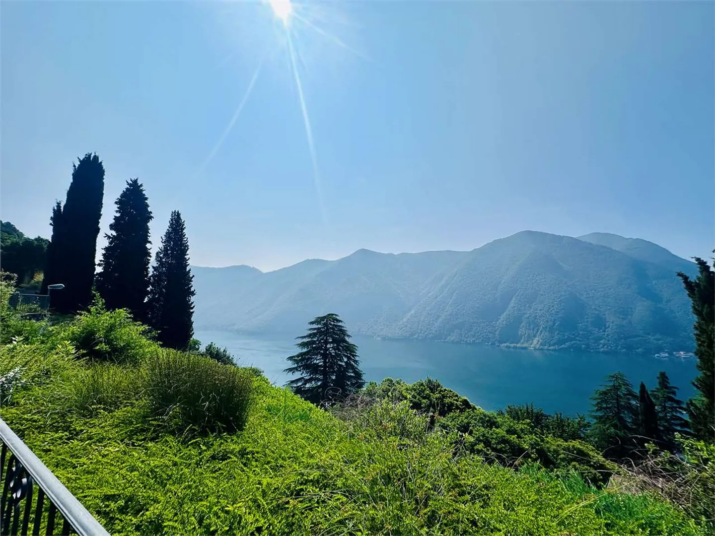 RUVIGLIANA - Elegantes Duplex mit Gartensicht auf den See - Foto 4 von 13