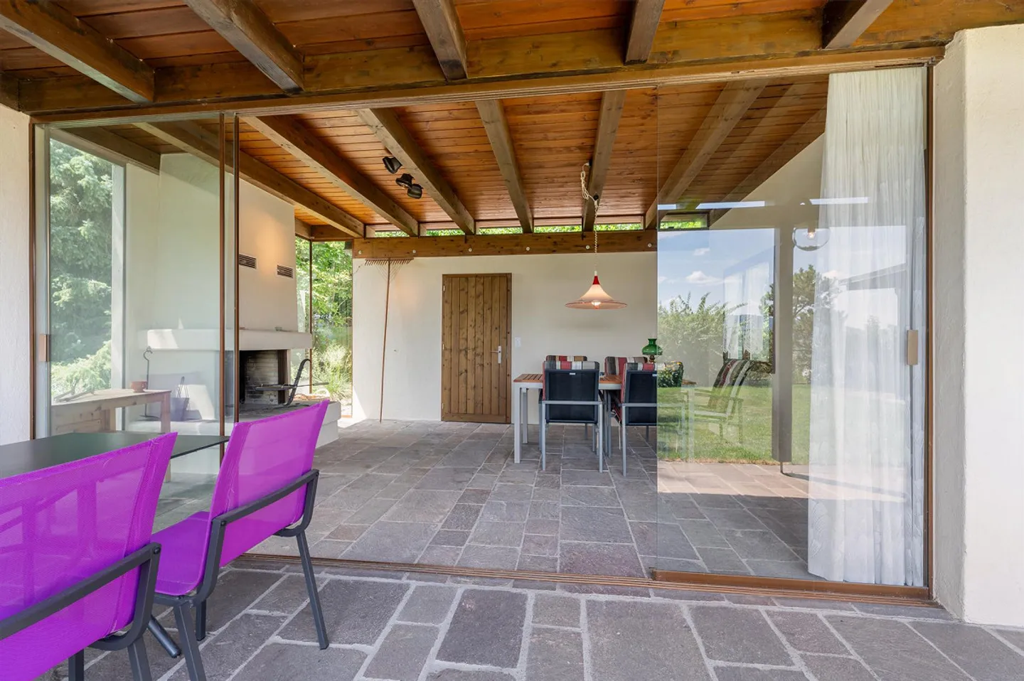 Geräumiges Einfamilienhaus mit Garten - Foto 10 von 13