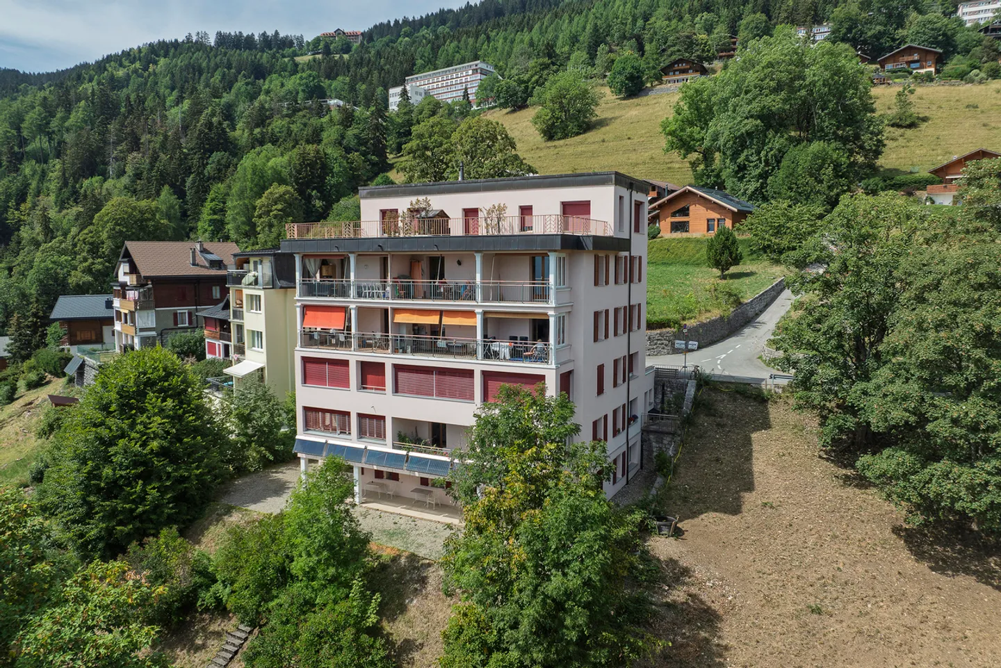 Appartamento Incantevole con Vista Mozzafiato - Foto 11 di 13