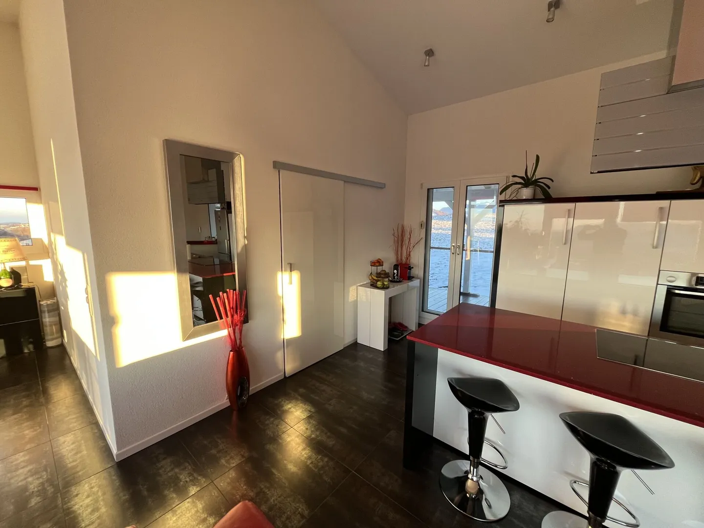 CON UNA VISTA PANORAMICA, SENZA AFFACCI, IN UNA ZONA TRANQUILLA - Foto 7 di 15