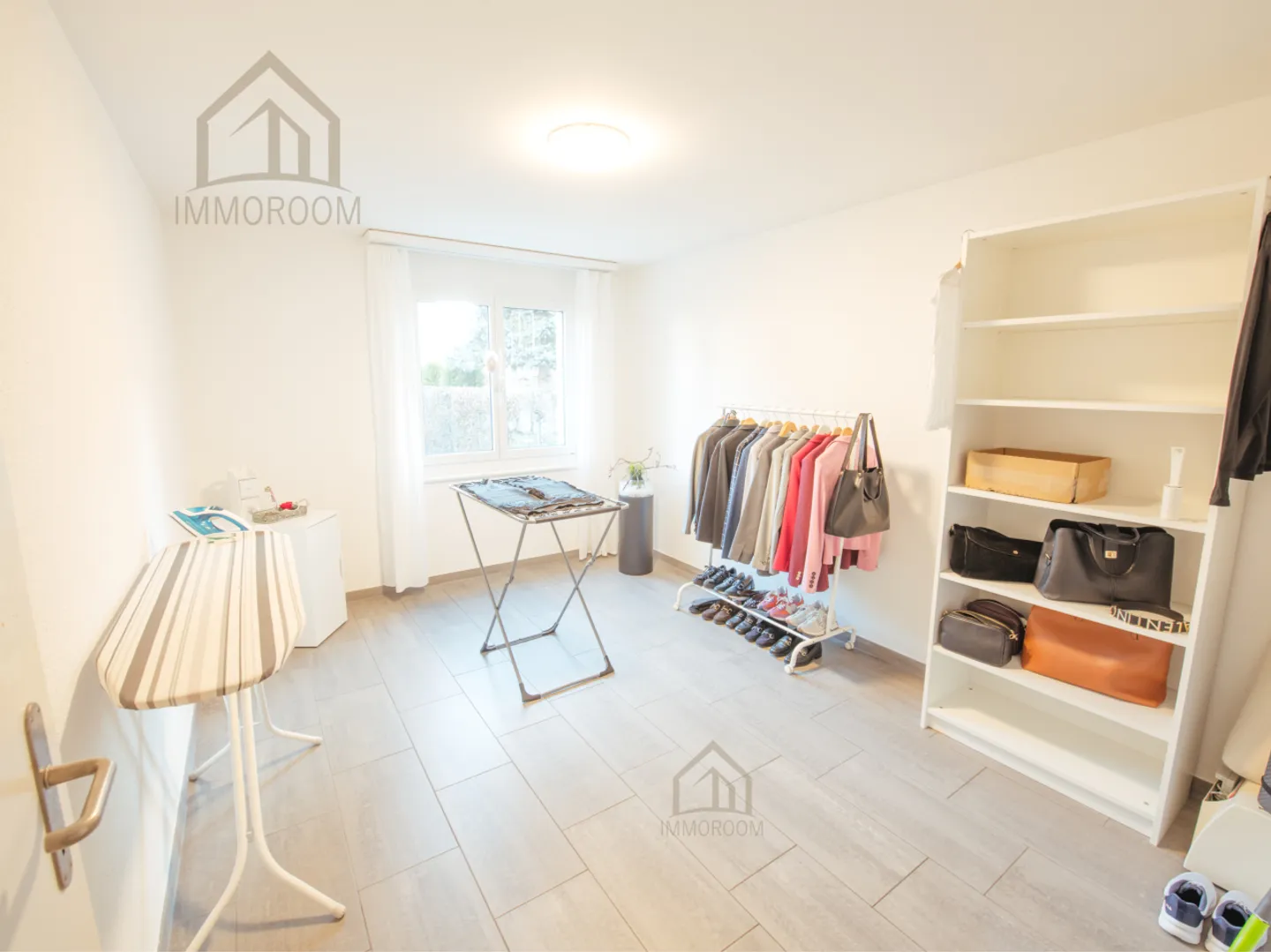 Comfortable Ground Floor Apartment with Sunny Private Garden - Photo 8 of 14