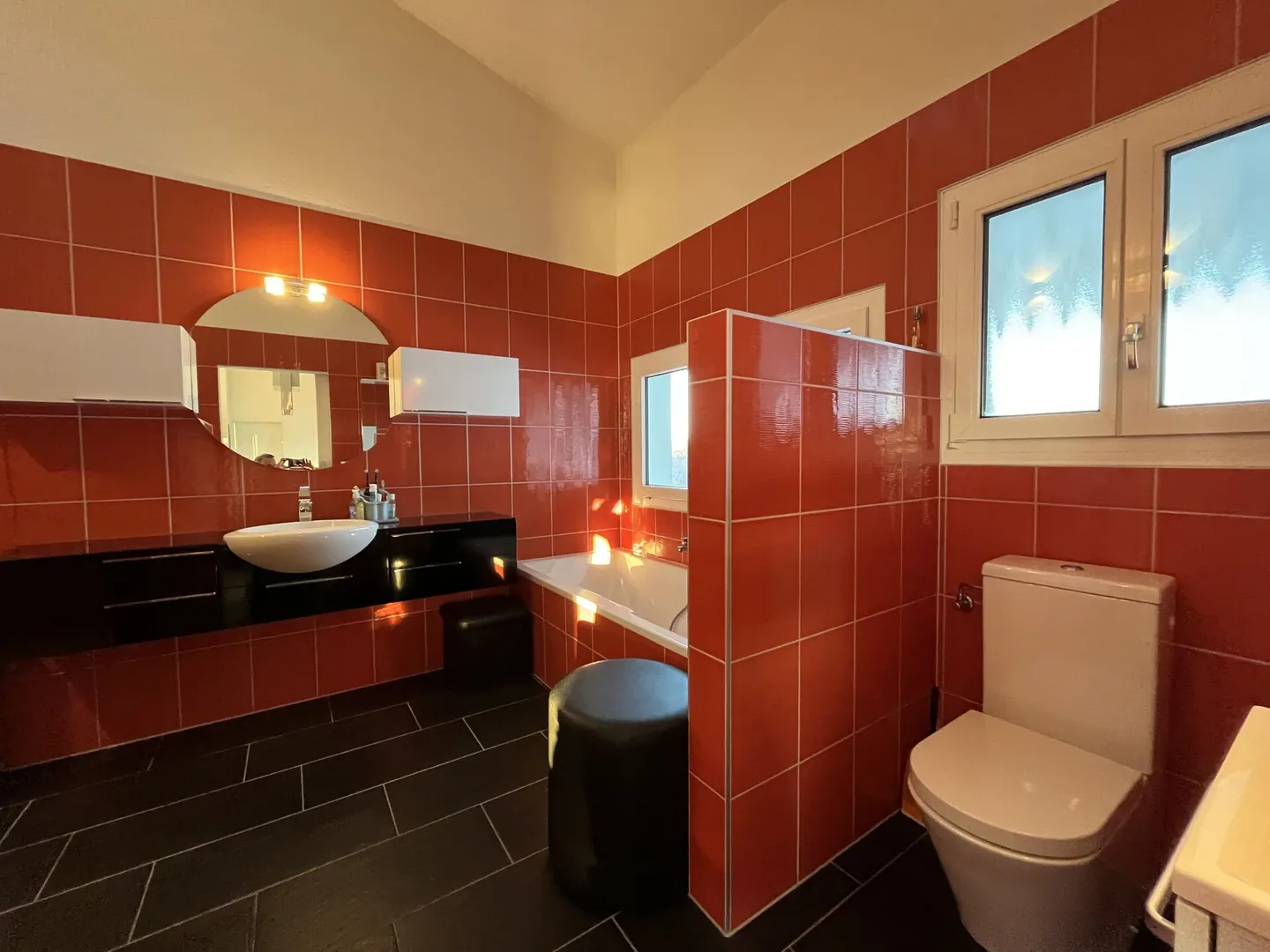 CON UNA VISTA PANORAMICA, SENZA AFFACCI, IN UNA ZONA TRANQUILLA - Foto 9 di 15