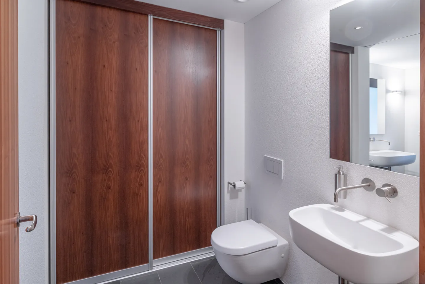 Apartment for sale - Photo 4 of 11