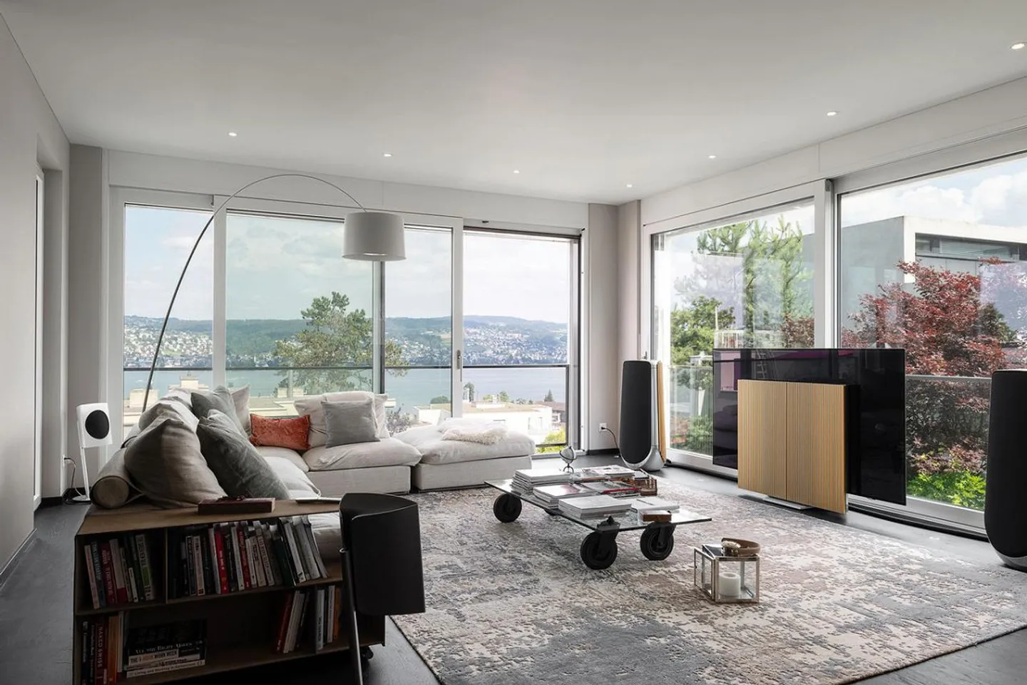 Luxusvilla mit Seesicht - Foto 1 von 4