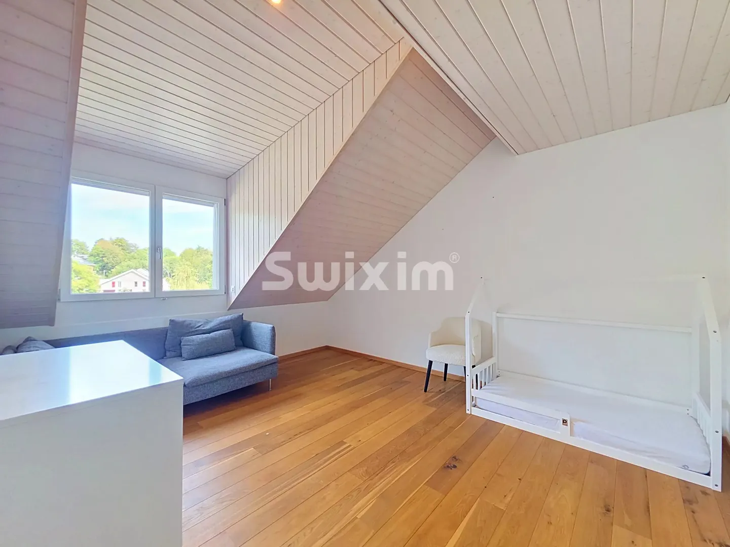 Elegant Apartment in St-Cergue - Photo 4 of 6