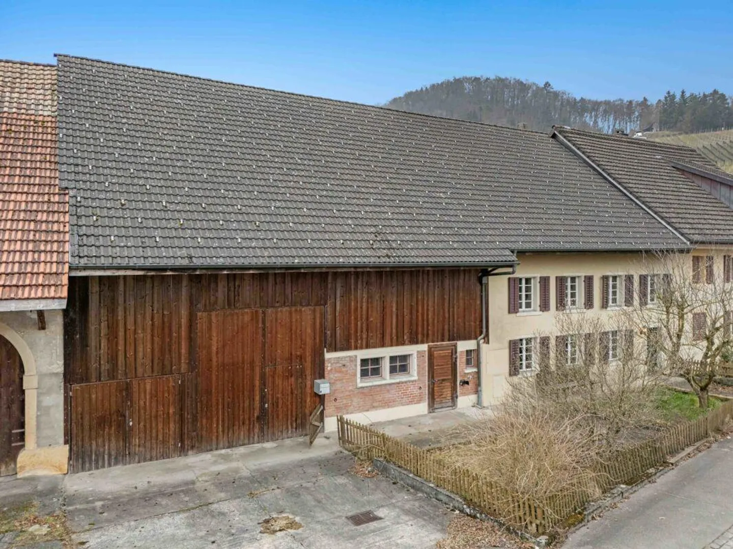 Attività artigianale - Finanziata dall'affitto della casa di 5,5 stanze - Foto 2 di 20