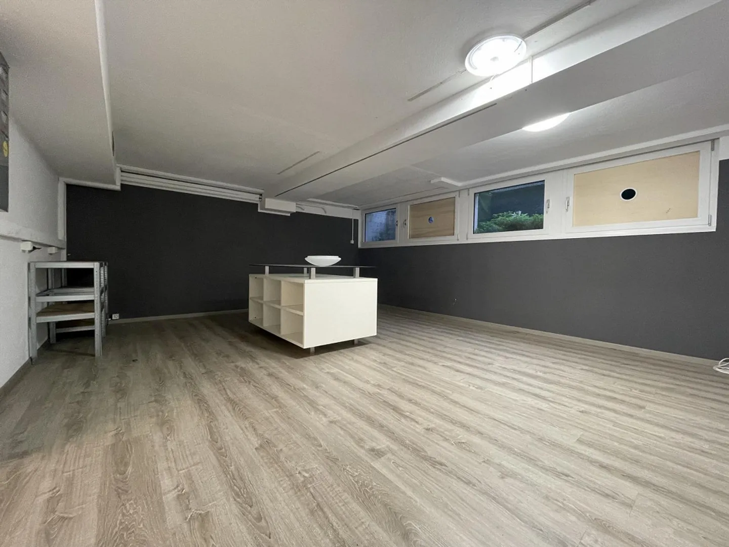 OFFICE ON TWO LEVELS WITH 6 PARKING SPACES AT A SUPER PRICE - Photo 9 of 13