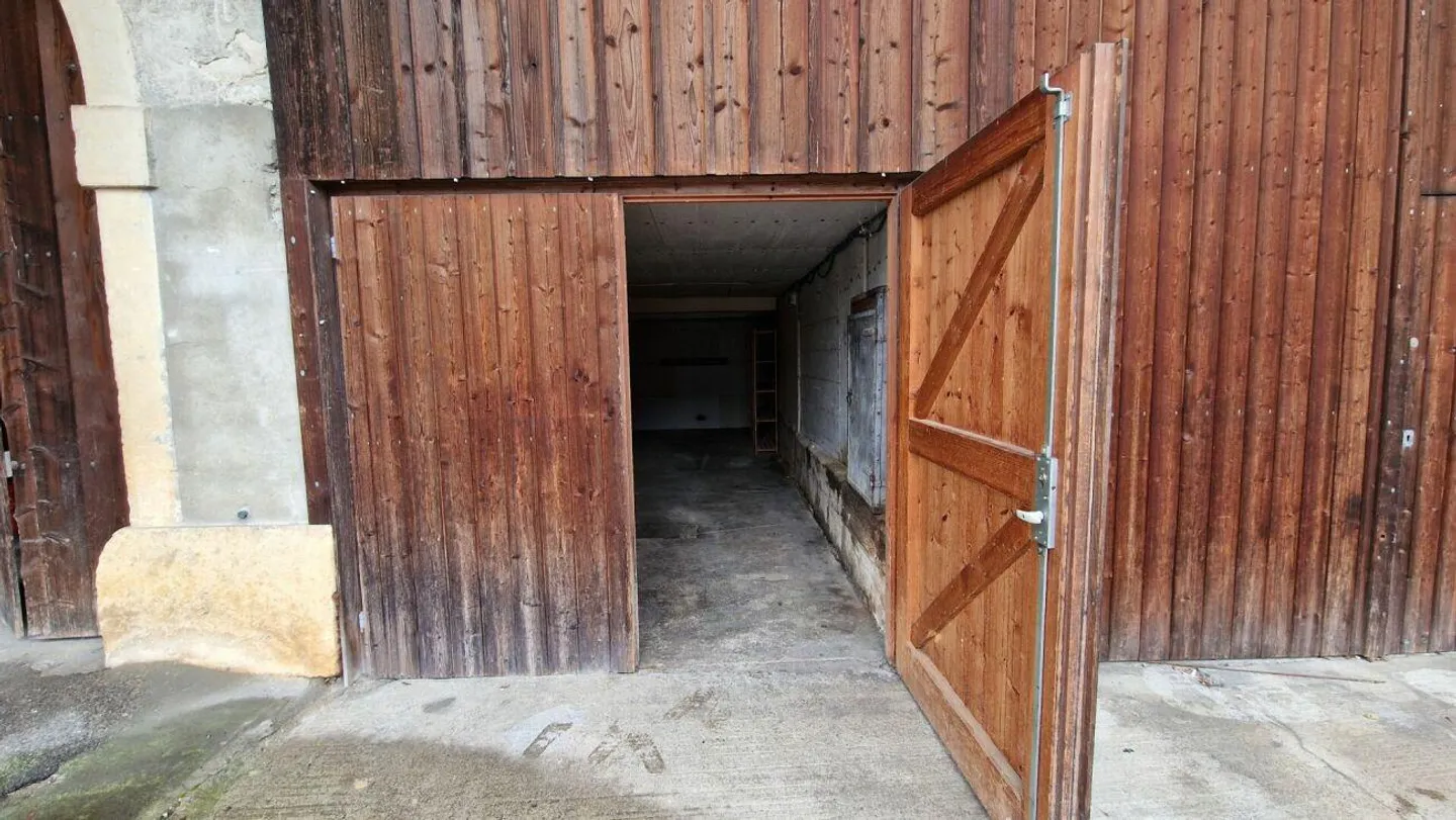 Attività artigianale - Finanziata dall'affitto della casa di 5,5 stanze - Foto 7 di 20