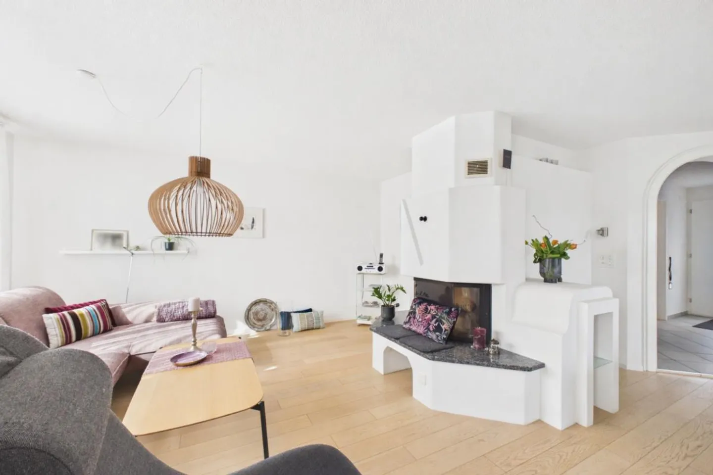 Attractive semi-detached house with open living concept and sunny location - Photo 2 of 6