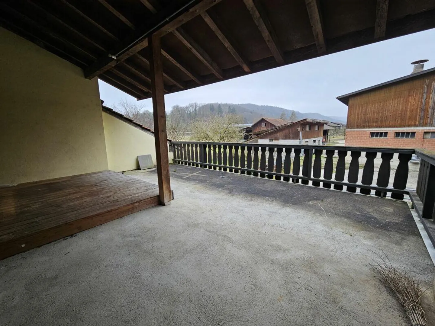 Attività artigianale - Finanziata dall'affitto della casa di 5,5 stanze - Foto 19 di 20