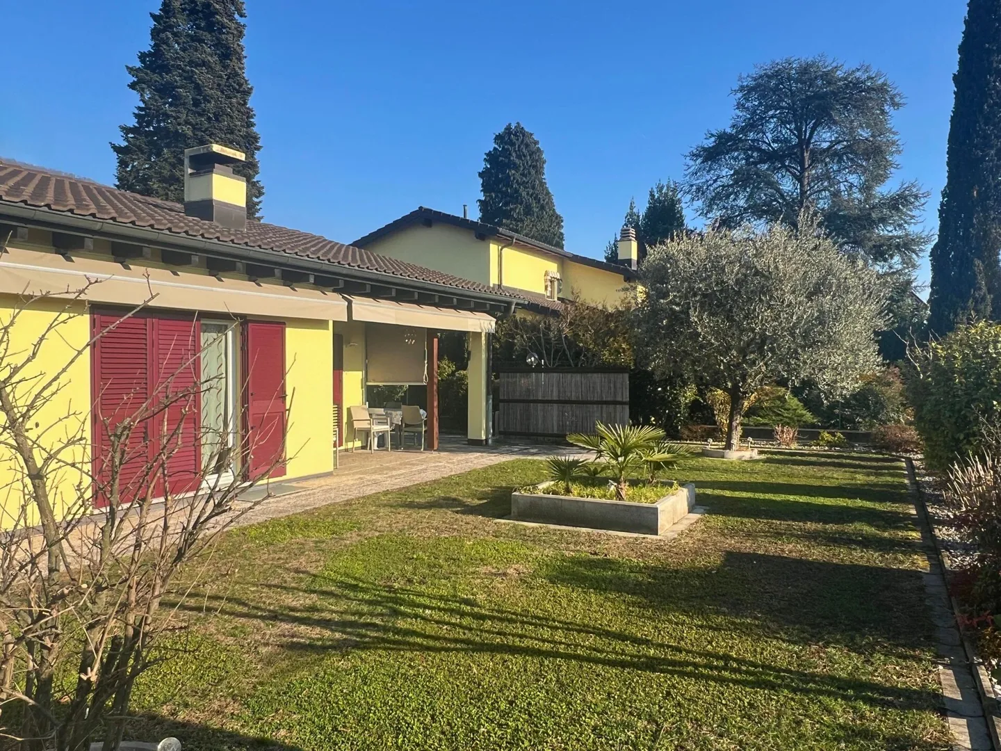Belle maison individuelle avec jardin ensoleillé - Photo 3 sur 17