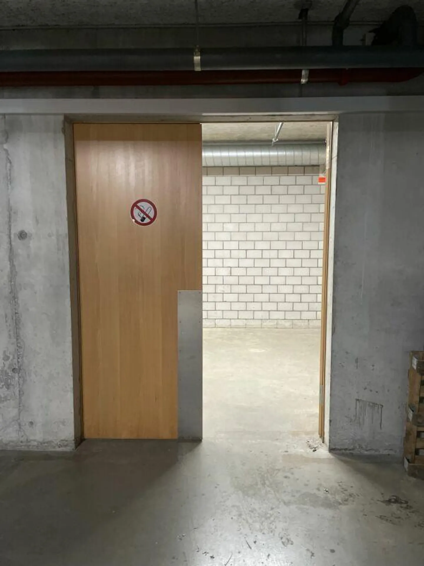 Espace de stockage polyvalent et de haute qualité - Photo 2 sur 5