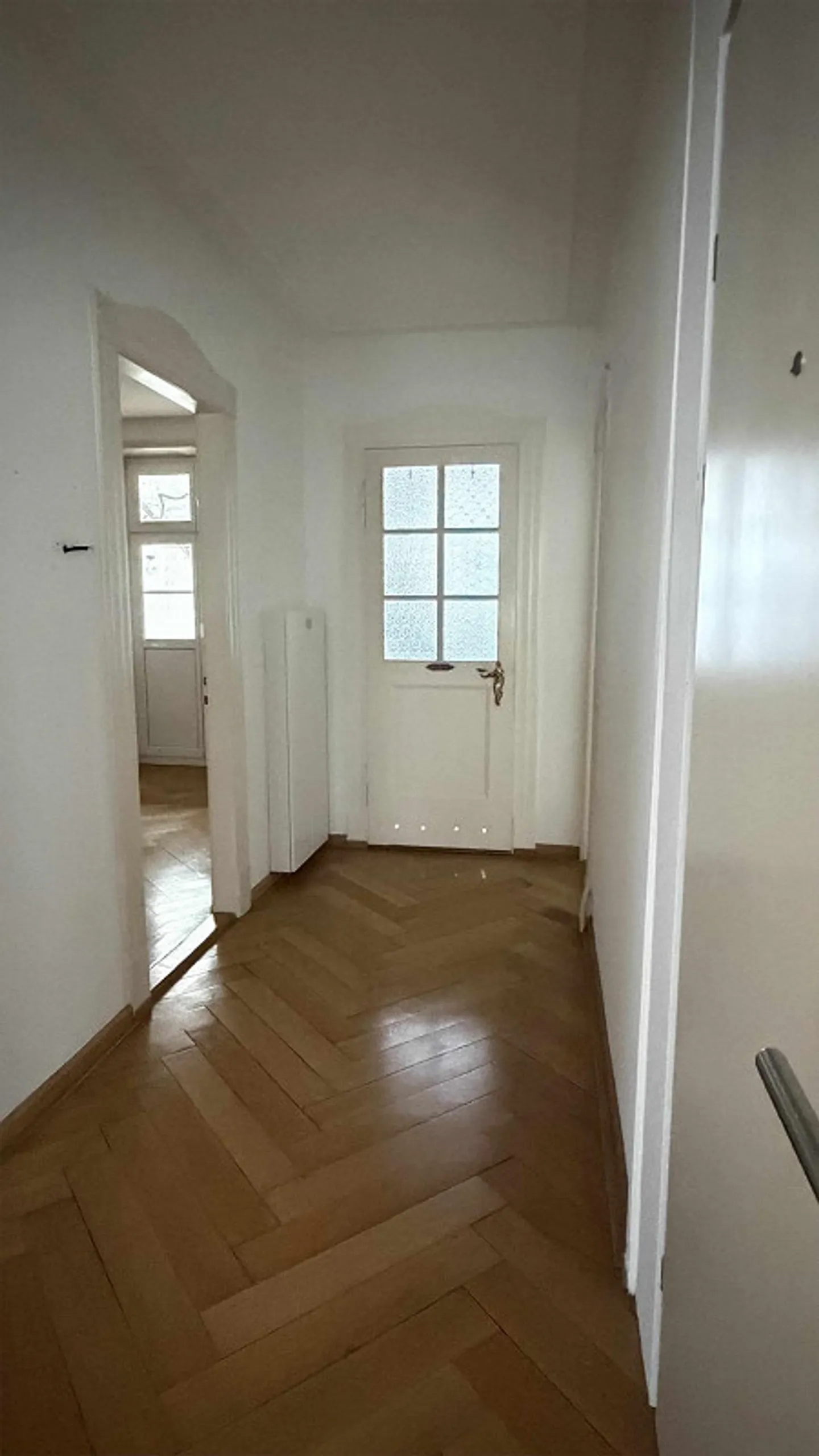 Charming 3-room old building apartment with balcony in Kleinbasel - Photo 3 of 12