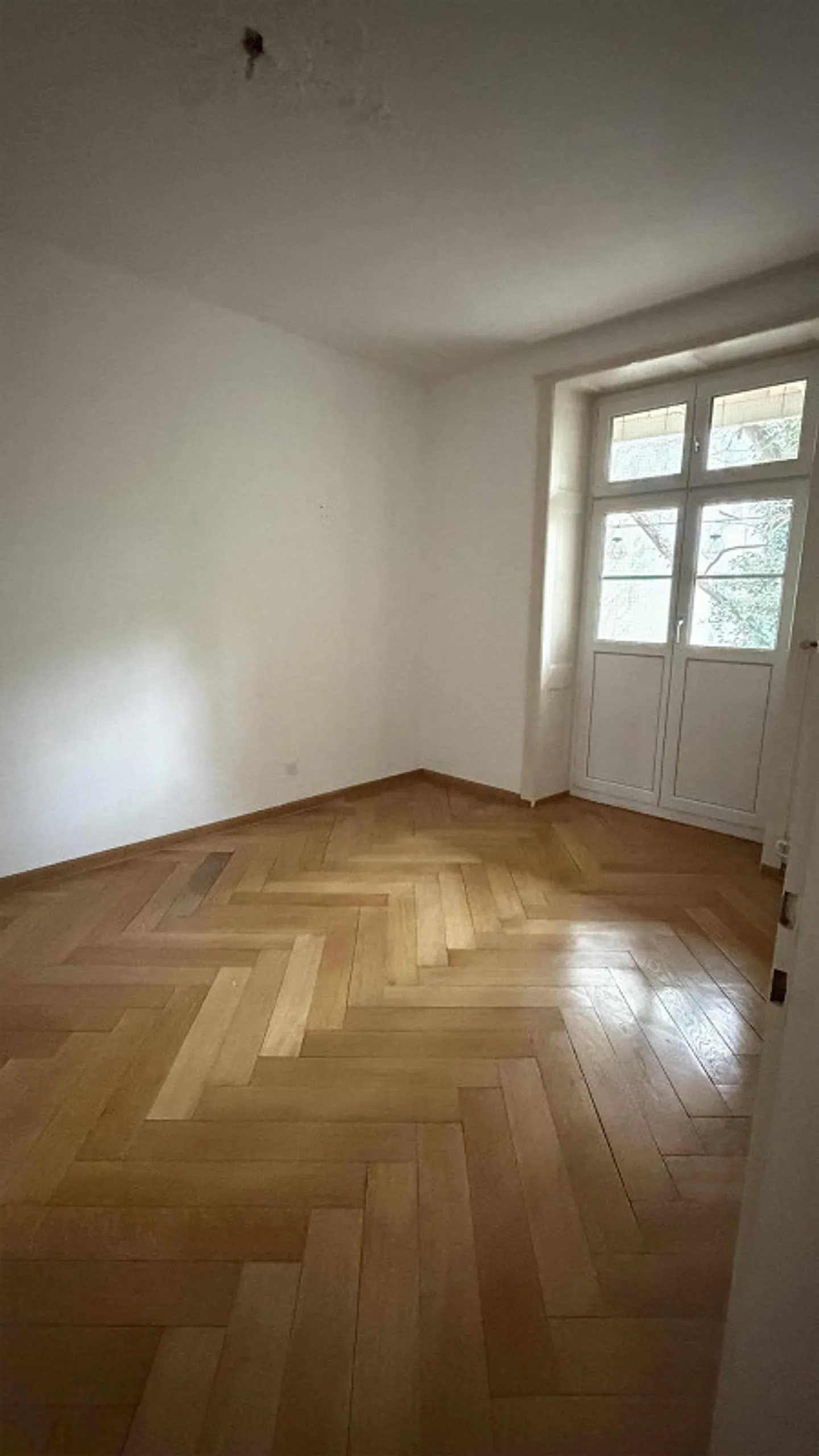 Charming 3-room old building apartment with balcony in Kleinbasel - Photo 5 of 12