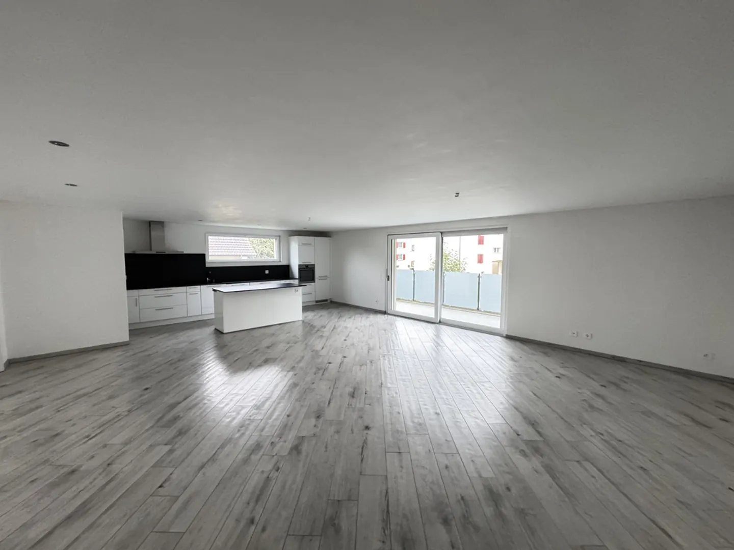 Modernes Apartment mit Terrasse - Foto 4 von 11