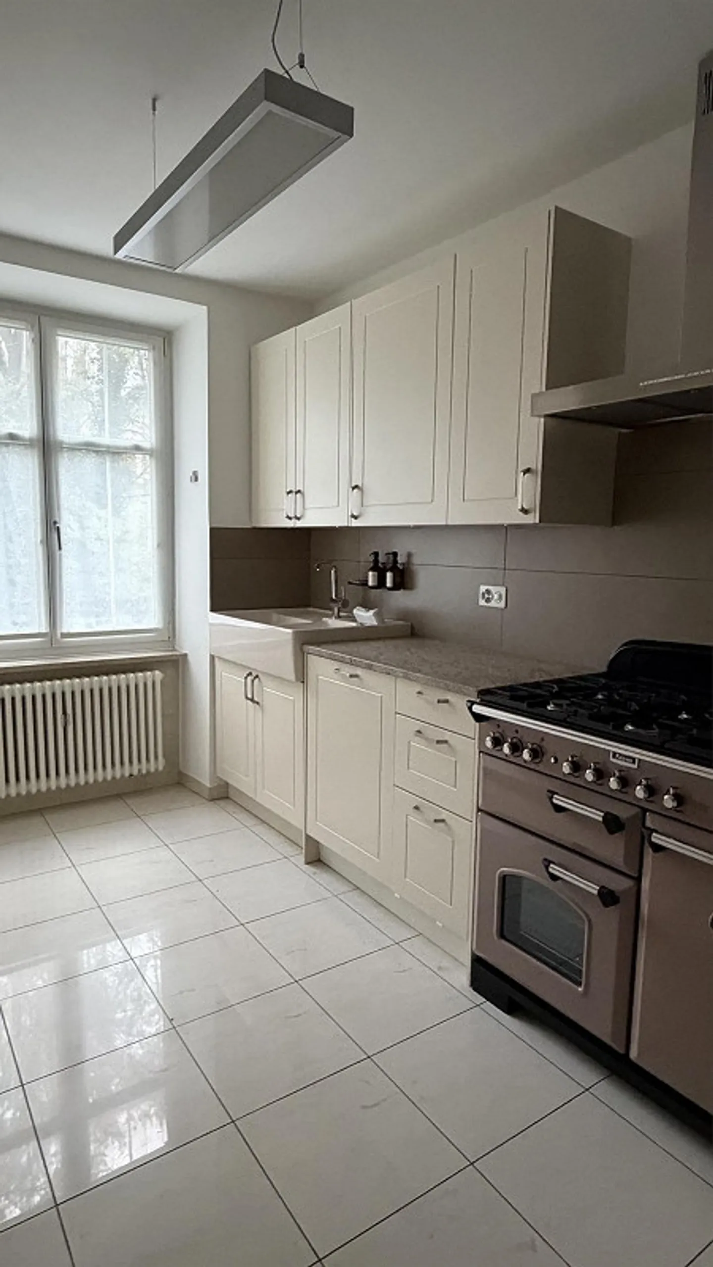 Charming 3-room old building apartment with balcony in Kleinbasel - Photo 9 of 12