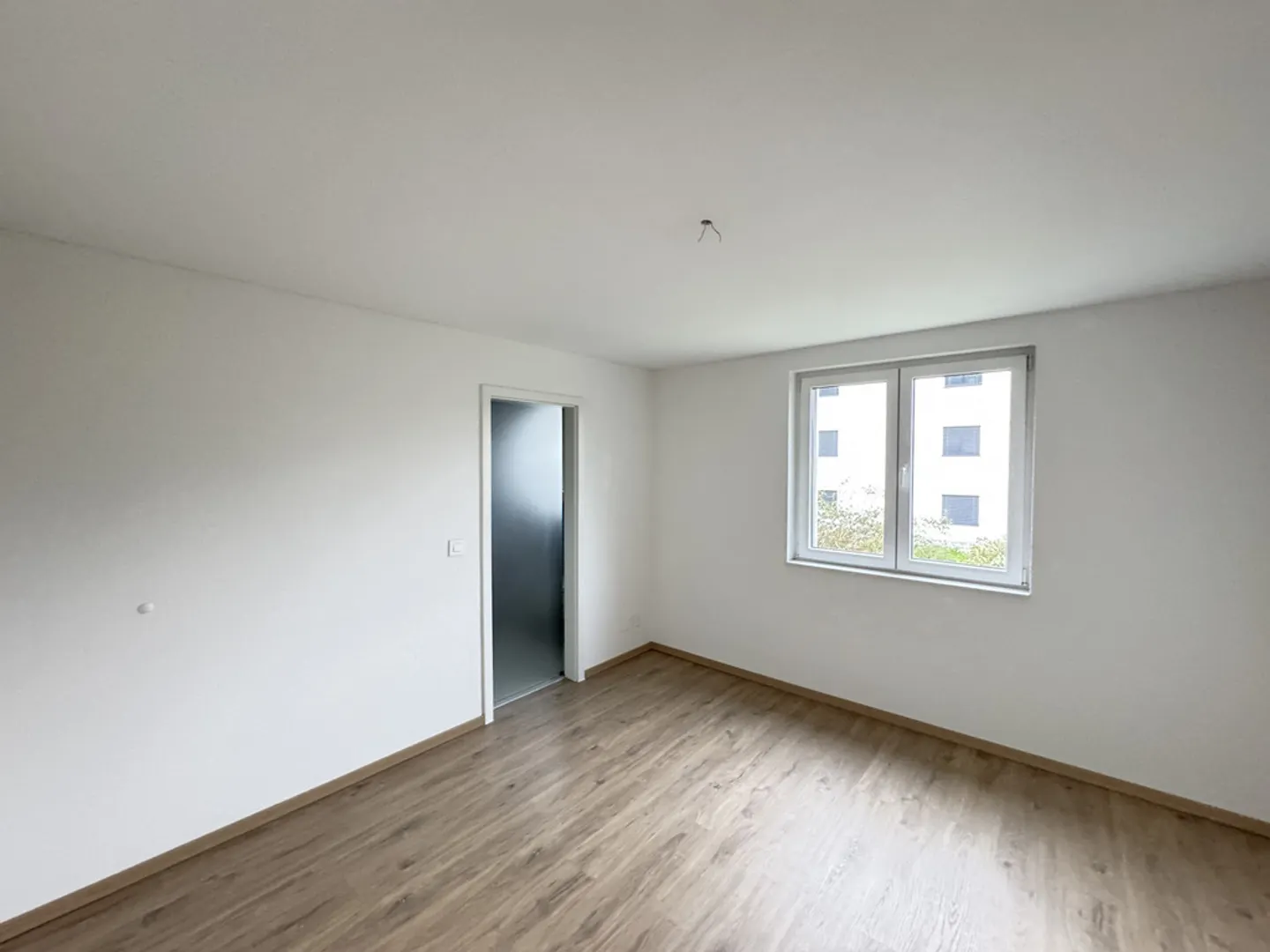 Modernes Apartment mit Terrasse - Foto 8 von 11
