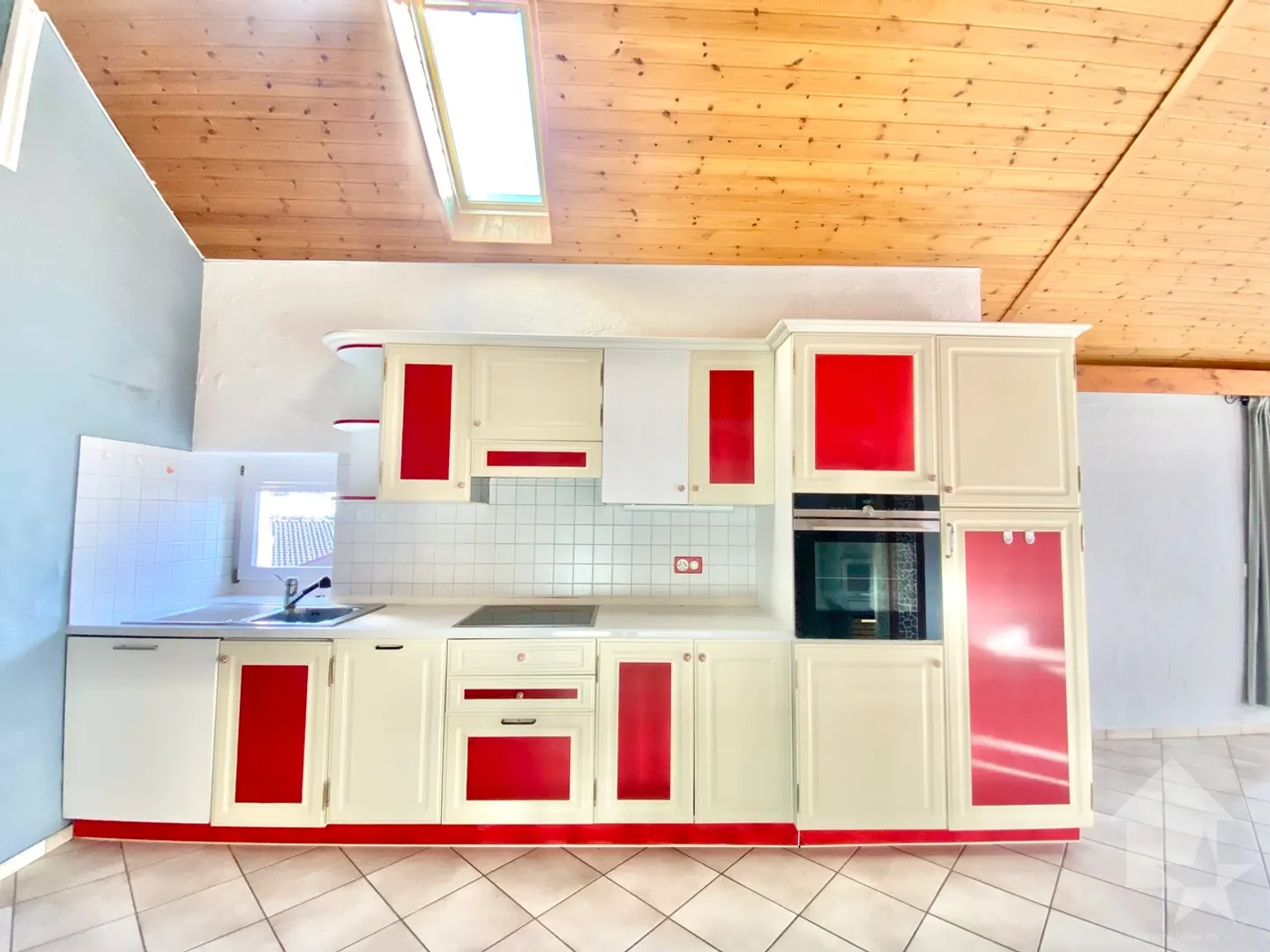 Renovated family or rental property, terrace, cellar, garage, parking! - Photo 17 of 32