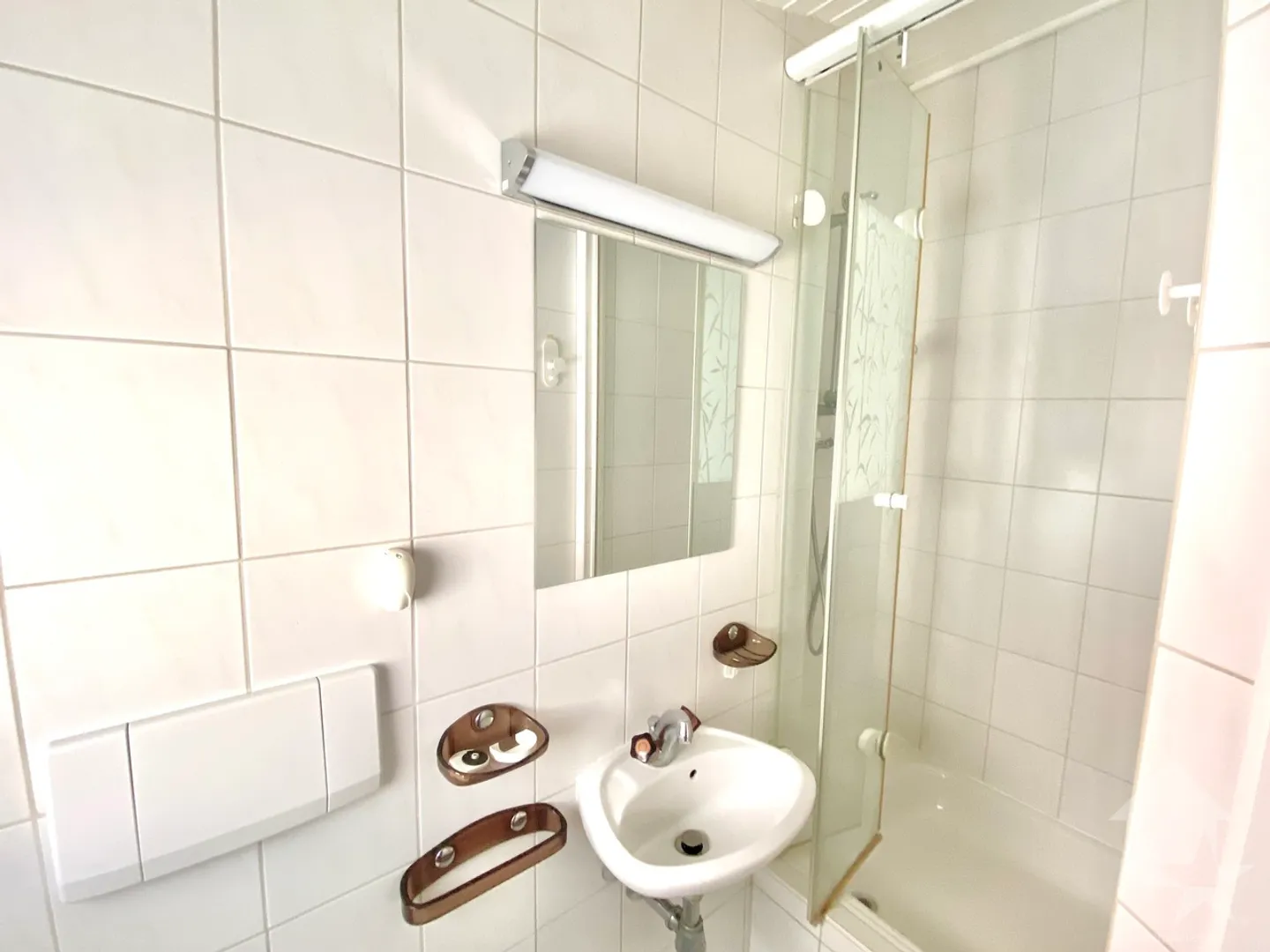 Renovated family or rental property, terrace, cellar, garage, parking! - Photo 20 of 32