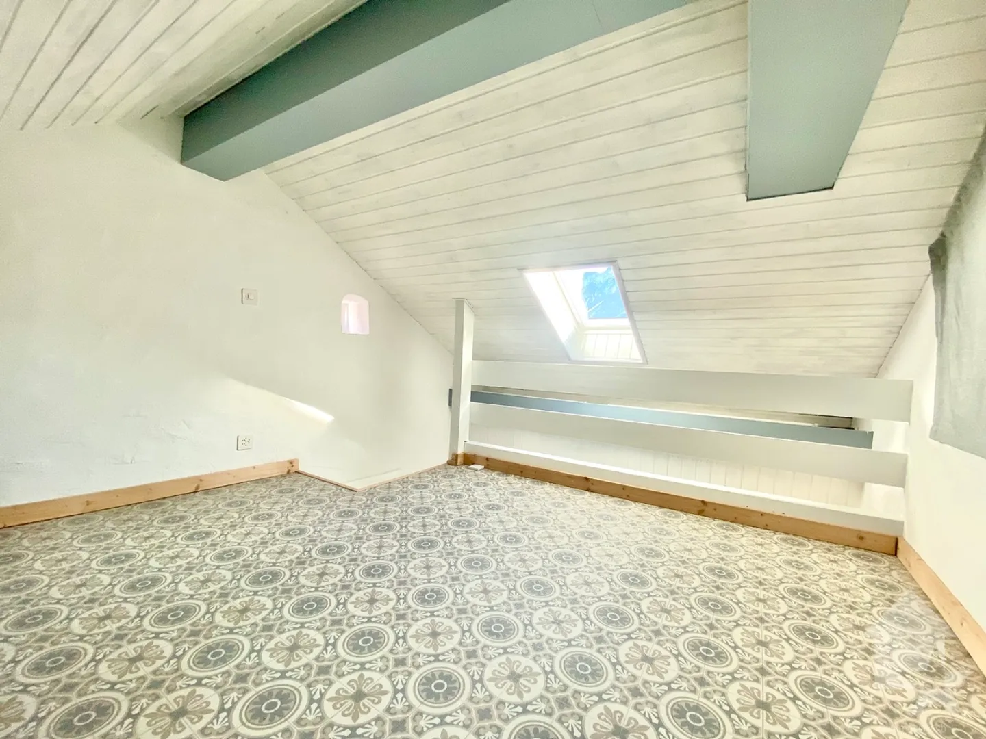 Renovated family or rental property, terrace, cellar, garage, parking! - Photo 23 of 32