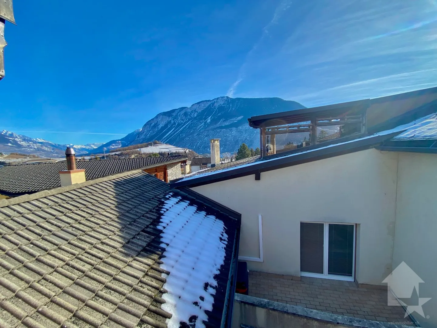 Renovated family or rental property, terrace, cellar, garage, parking! - Photo 31 of 32