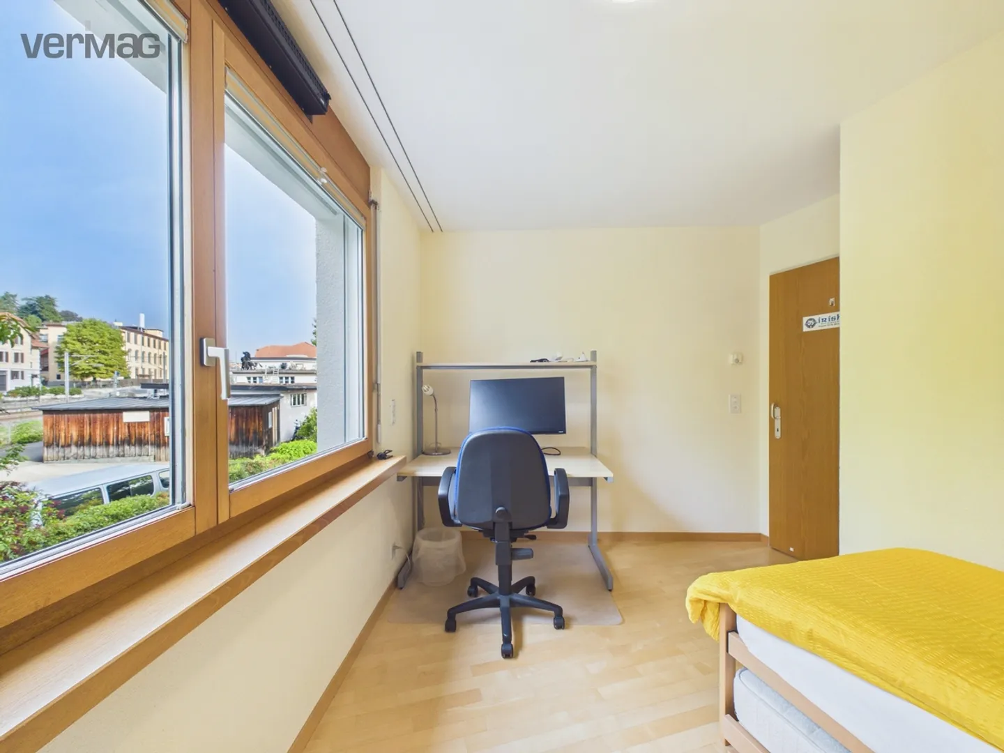 Möblierte Wohnung mit traumhafter Seesicht direkt beim Bahnhof - Photo 11 of 16
