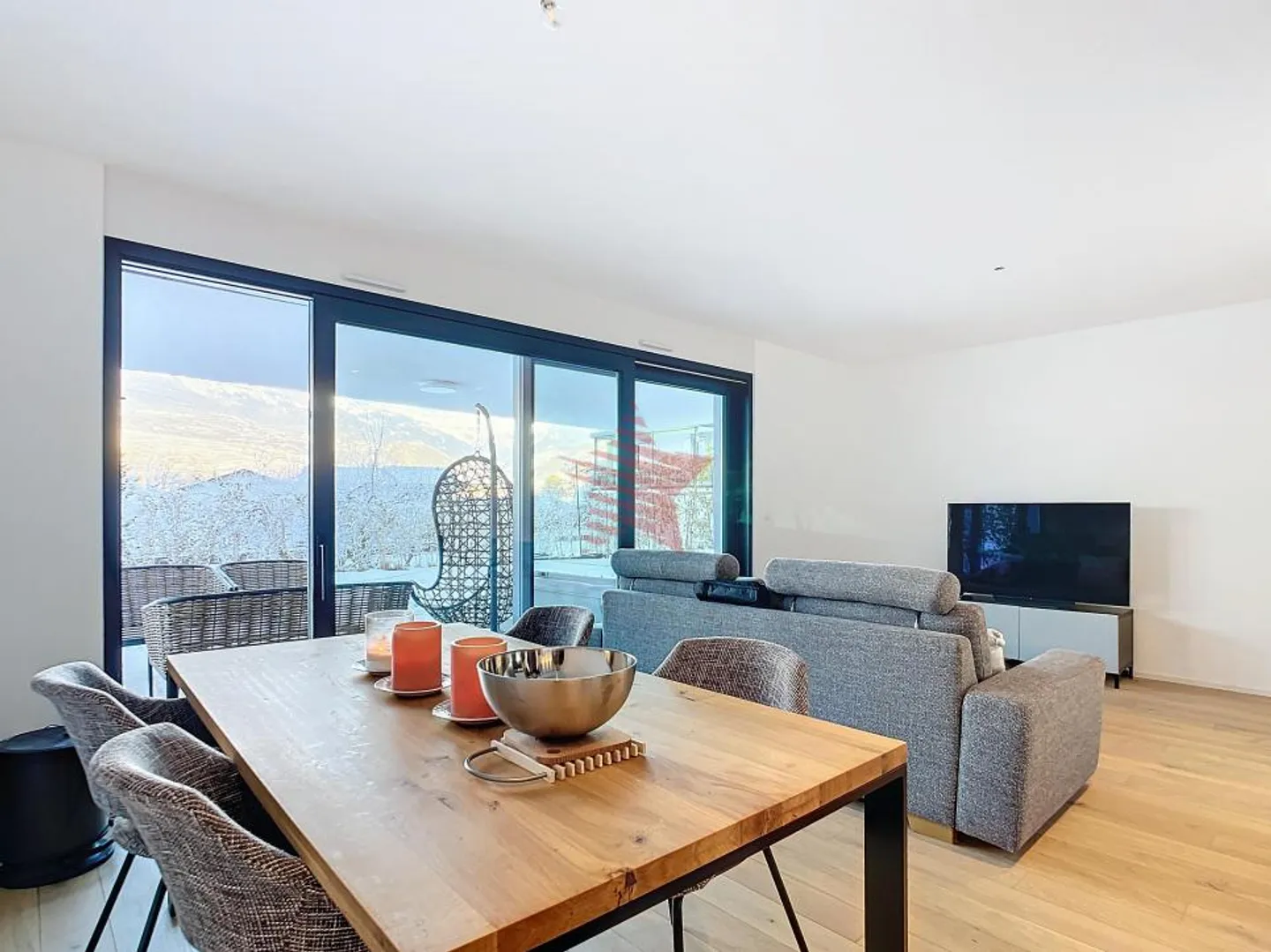 Appartement récent avec jardin privatif à Bramois - Photo 4 sur 14