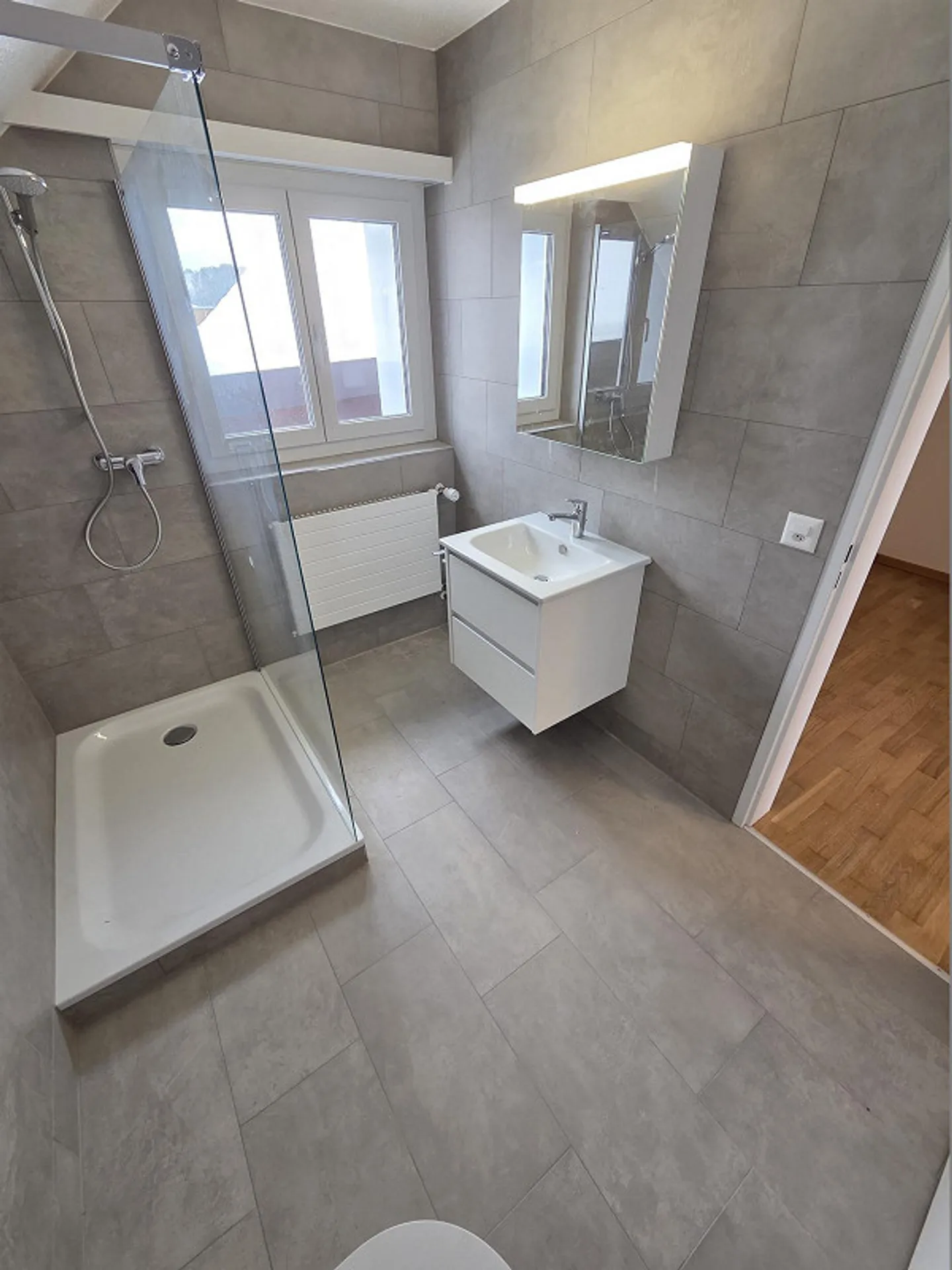 Freshly renovated 1.5-room apartment with plenty of space in Heiden - Photo 2 of 7