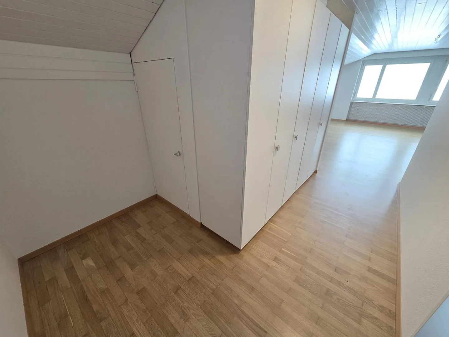 Freshly renovated 1.5-room apartment with plenty of space in Heiden - Photo 5 of 7