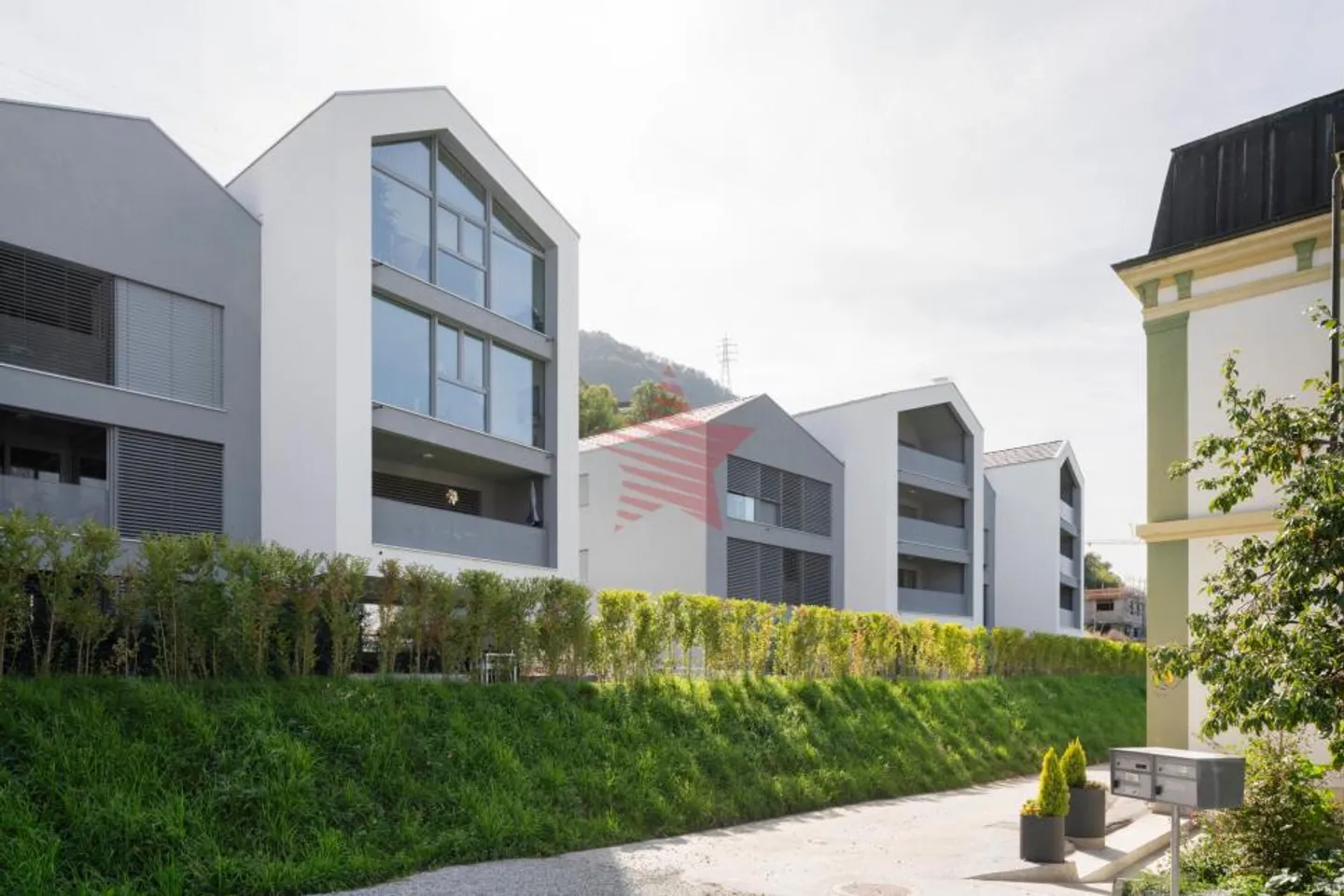 Appartement récent avec jardin privatif à Bramois - Photo 3 sur 14