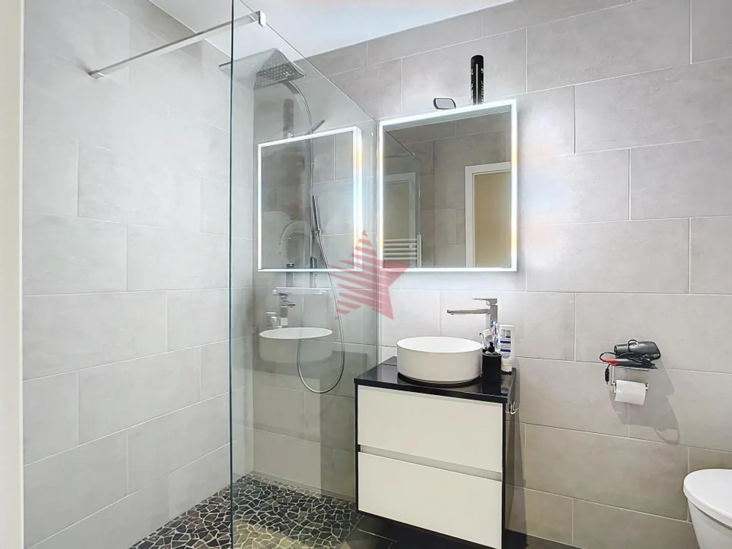 Appartement récent avec jardin privatif à Bramois - Photo 9 sur 14