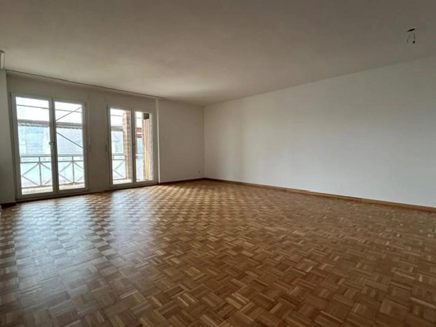 Geräumige 4.5-Zimmer-Wohnung - Foto 9 von 12