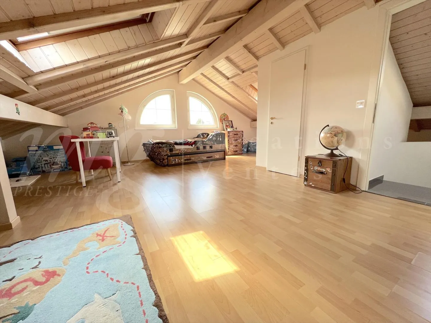 RAVISSANTE MAISON MODERNE AVEC VERANDA - JARDIN DE env 600 m2 - Photo 13 sur 13