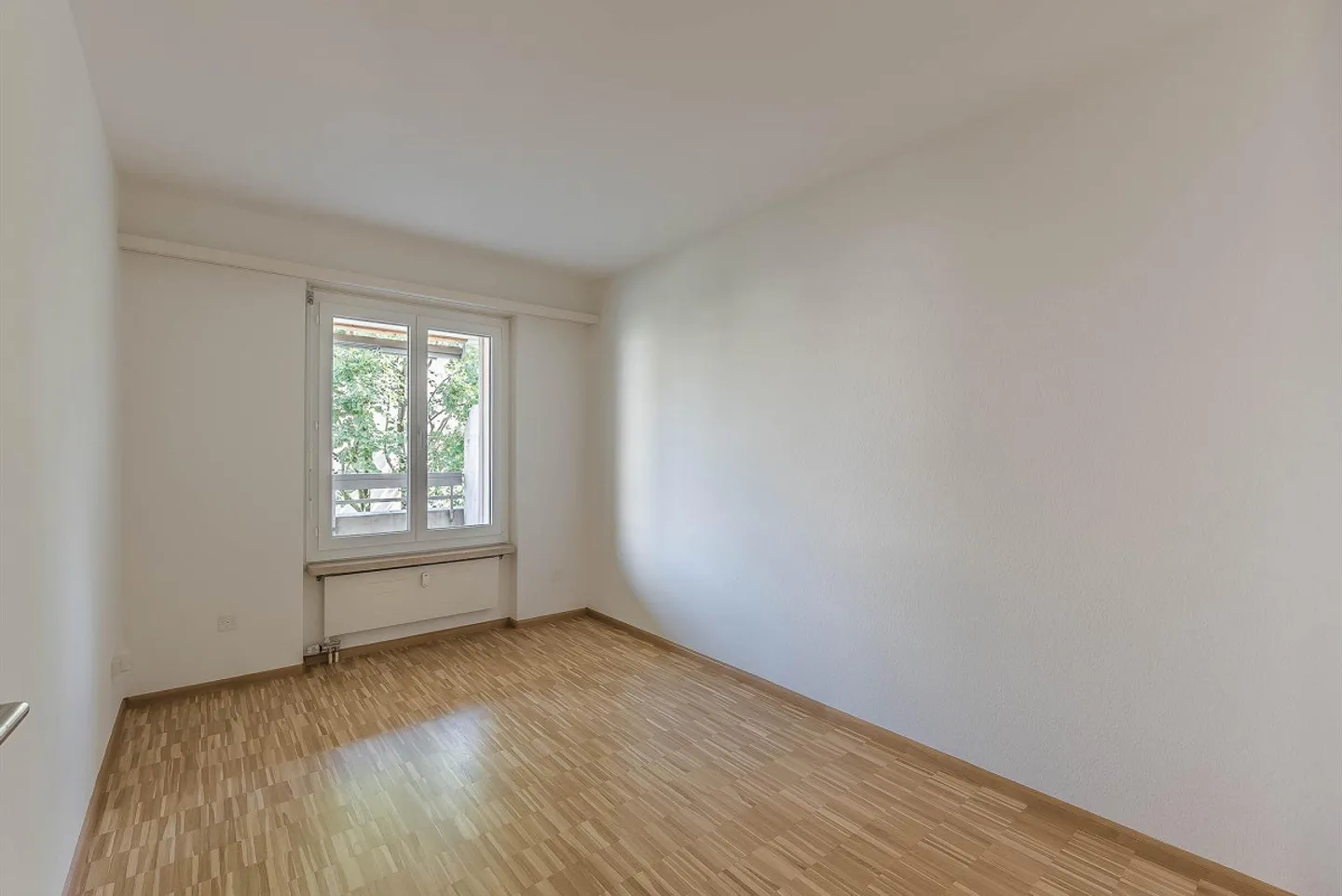 Quietly located in a small multi-family house - Photo 6 of 8