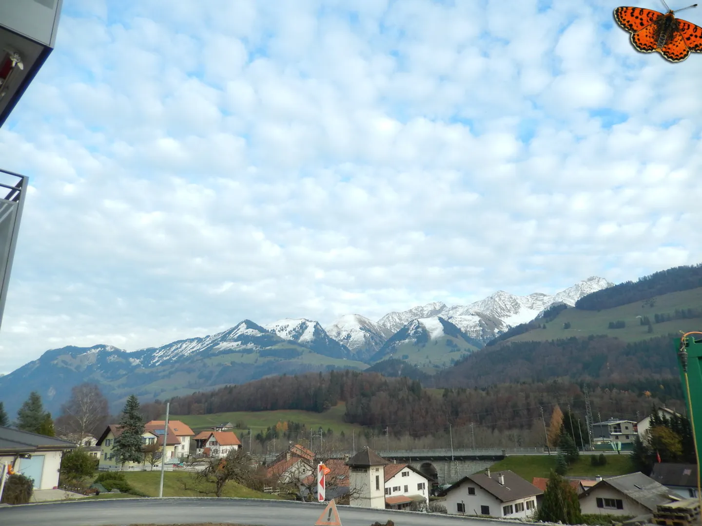 Appartement Charmant avec Vue Montagne - Photo 1 sur 5