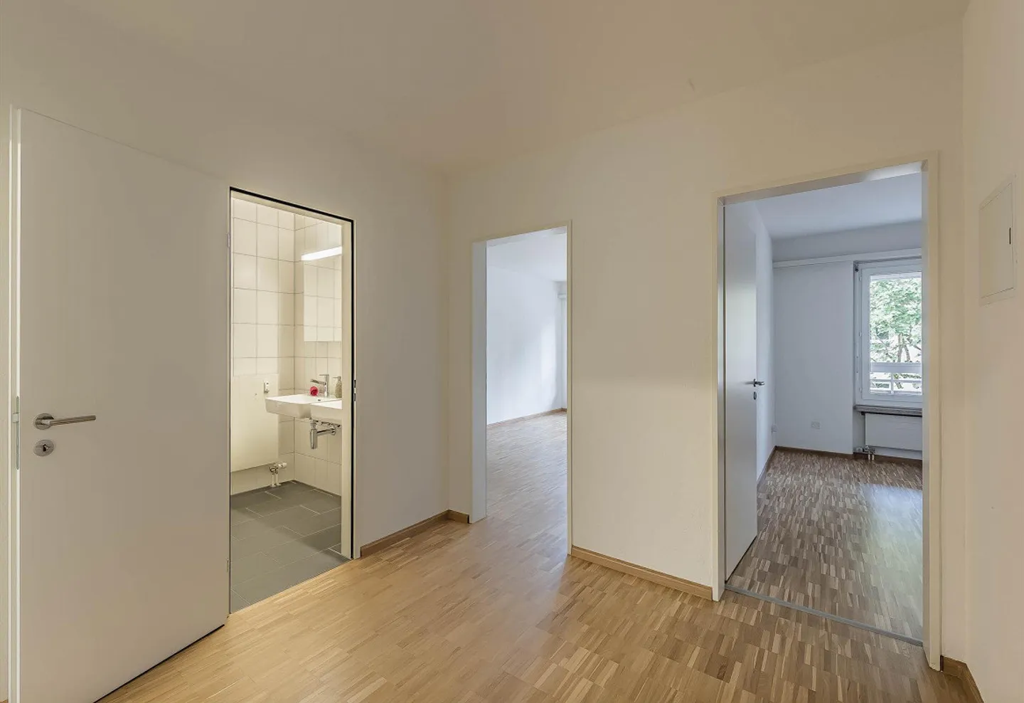 Quietly located in a small multi-family house - Photo 7 of 8