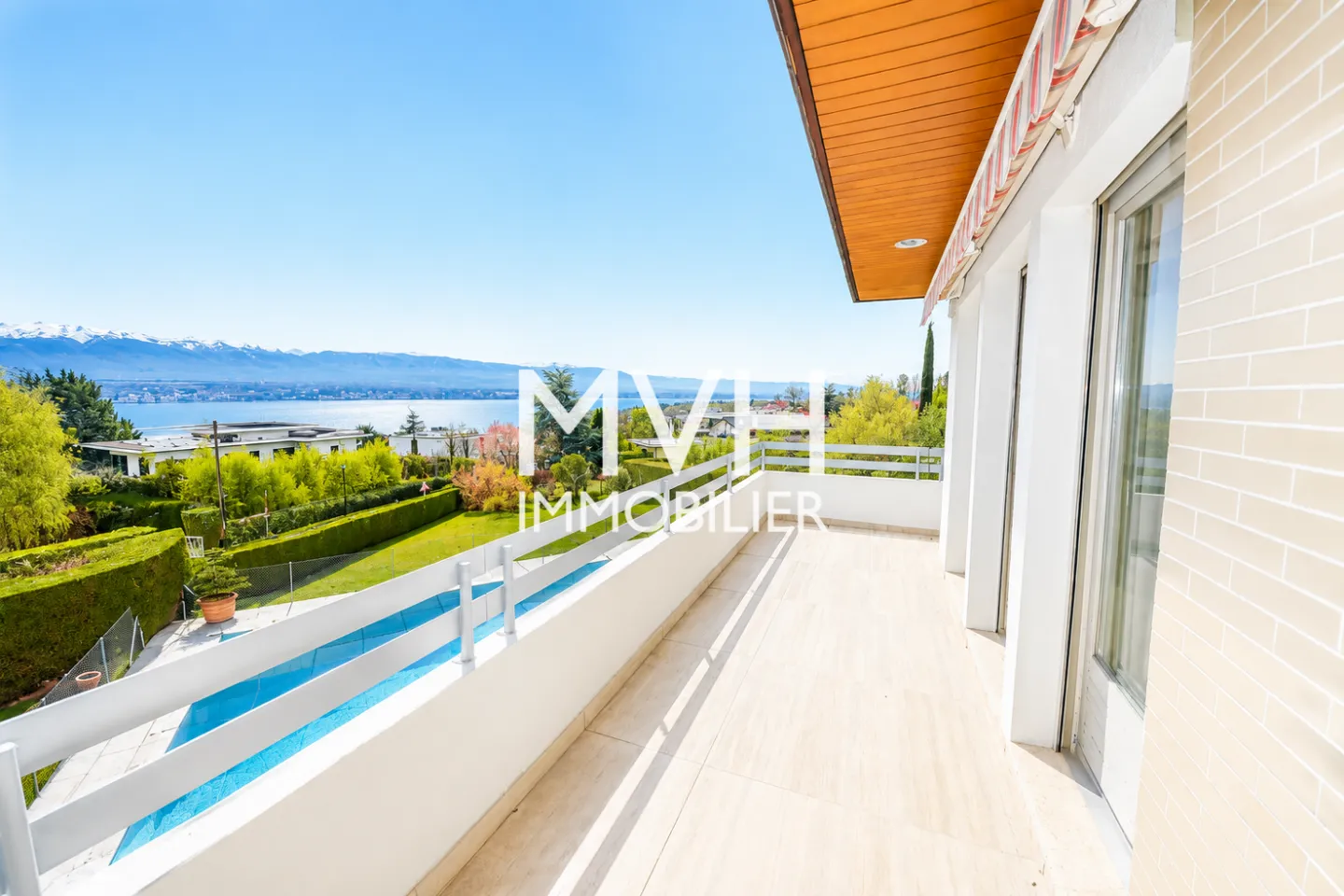Villa Éblouissante avec Piscine - Photo 1 sur 7