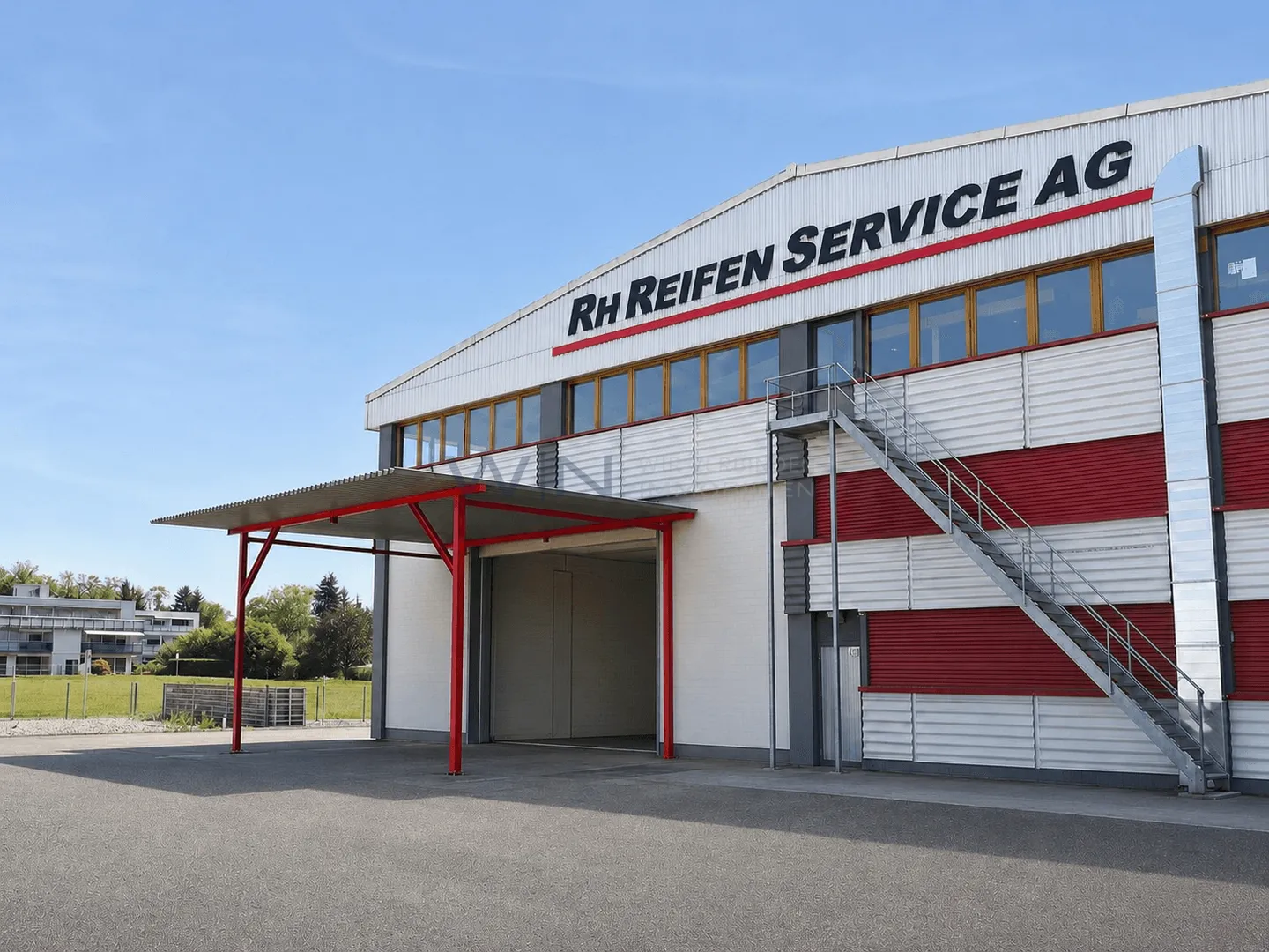 Geräumiger Gewerberaum - Foto 1 von 8