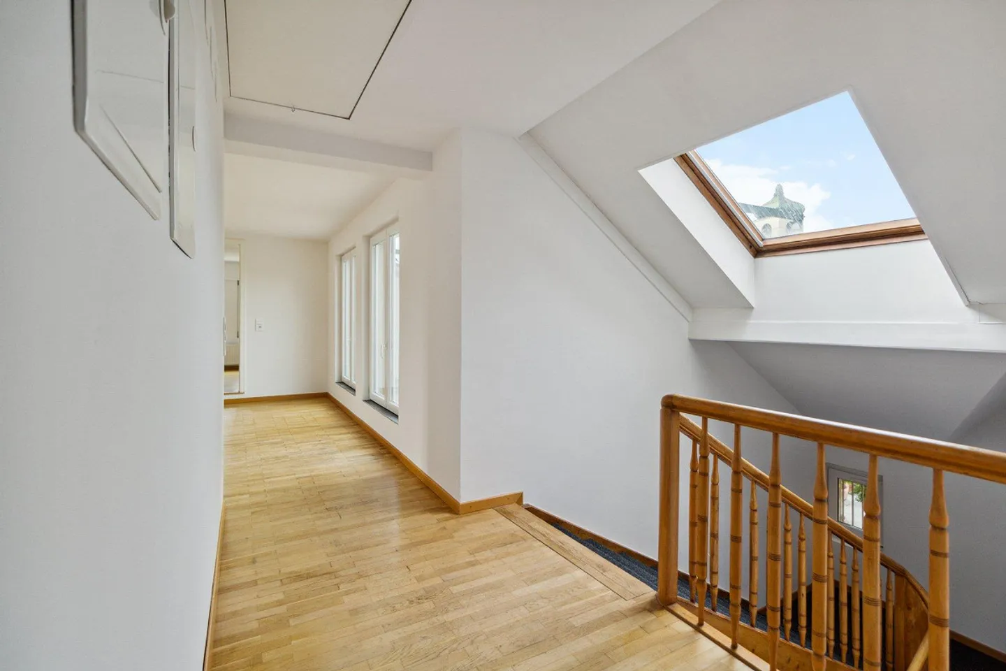 Appartement Charmant en Emplacement Central - Photo 7 sur 9