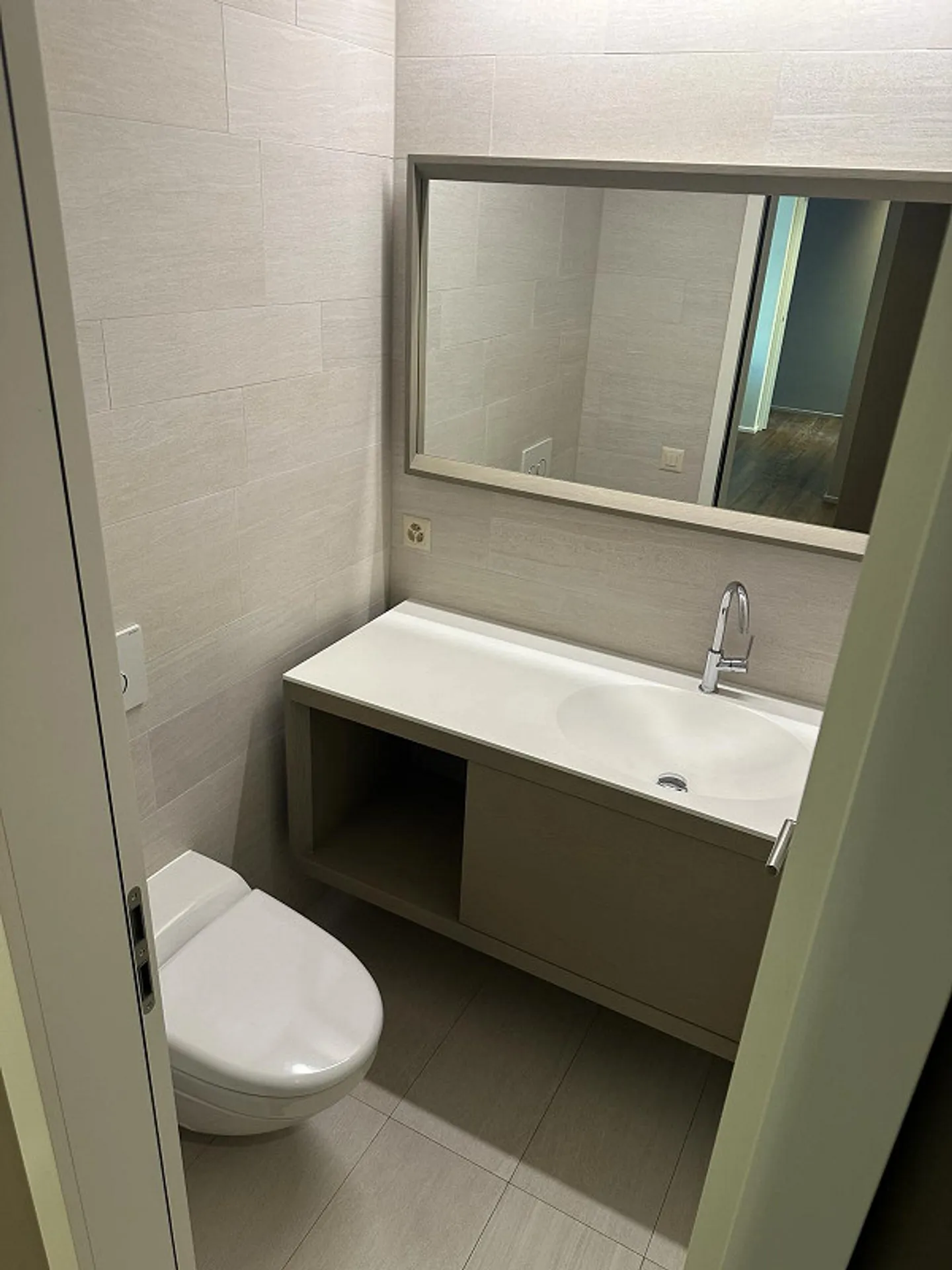 2,5 ZIMMER MIT SEEBLICK IN LUGANO – ID 23374 - Foto 12 von 13