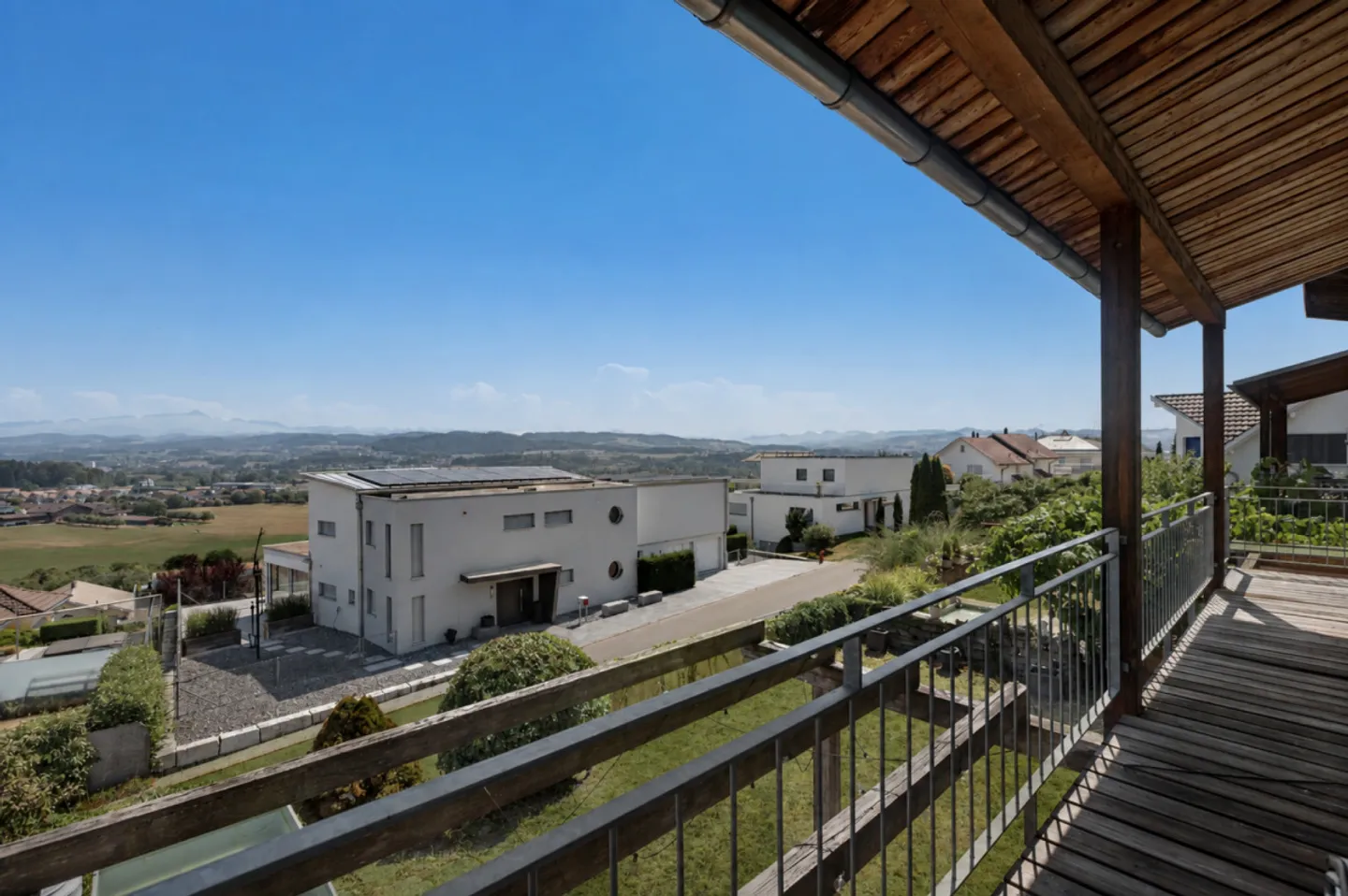 Casa di 6,5 stanze - posizione tranquilla con vista - Foto 8 di 13